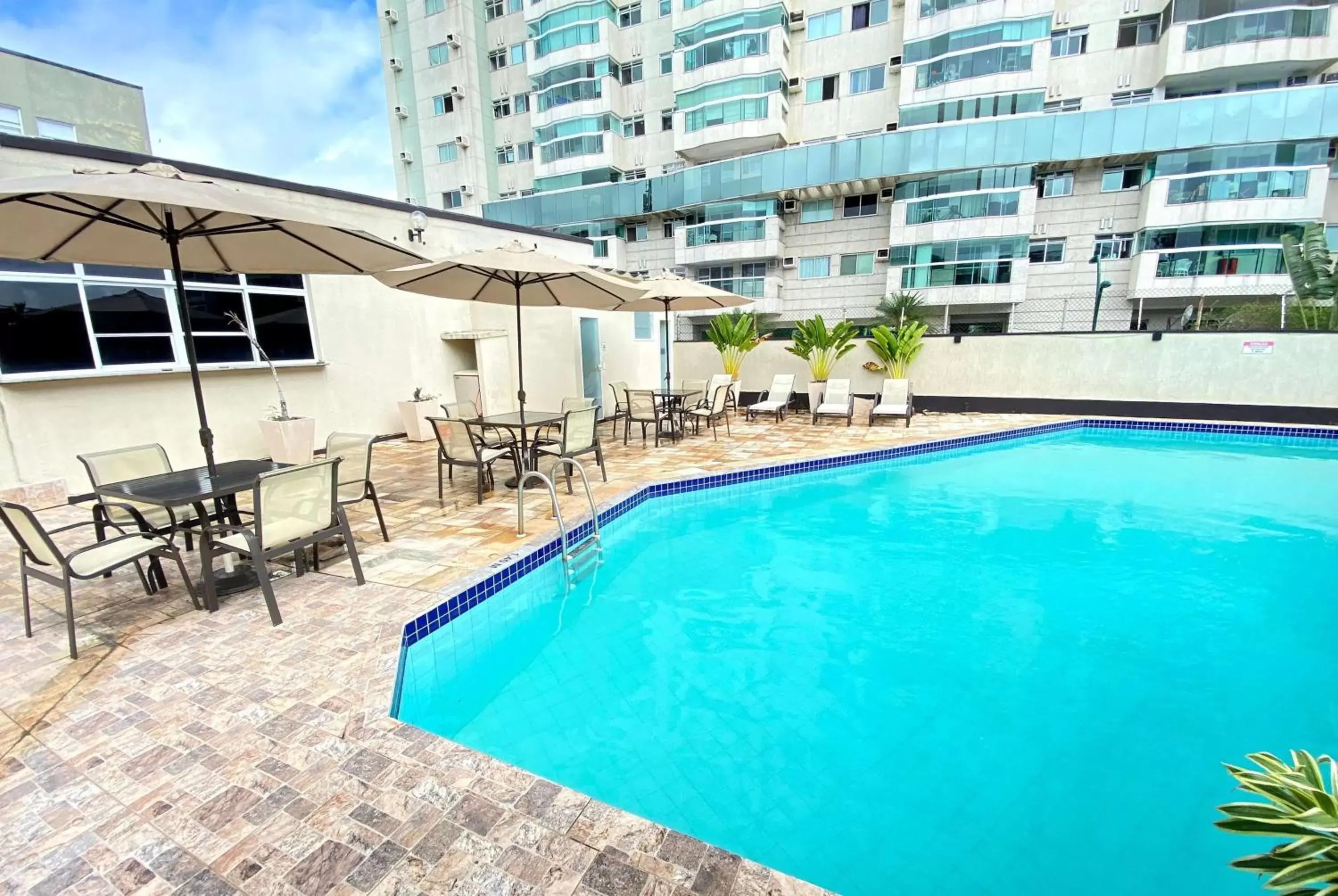 Activities, Swimming Pool in TRYP by Wyndham Rio de Janeiro Barra Parque Olímpico