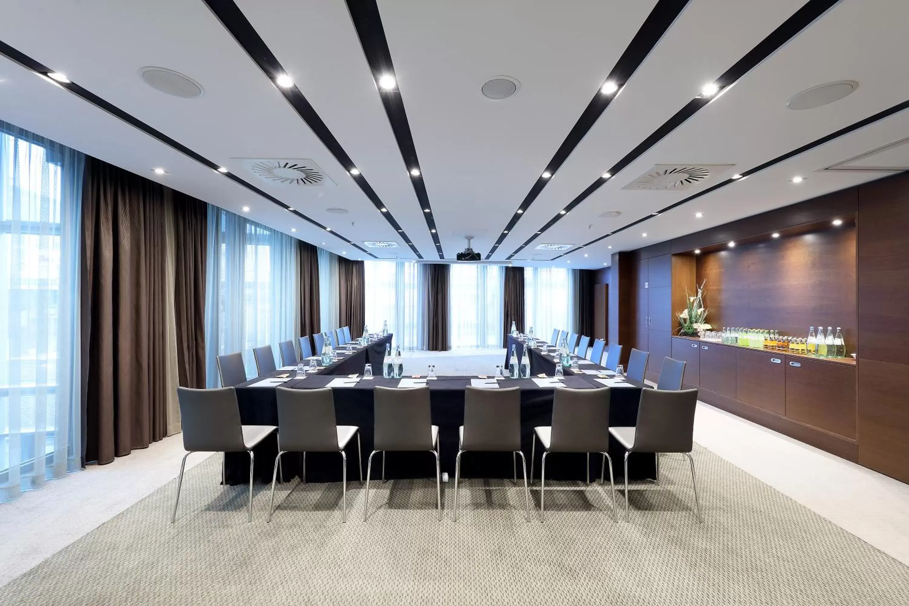 Meeting/conference room in Eurostars Berlin