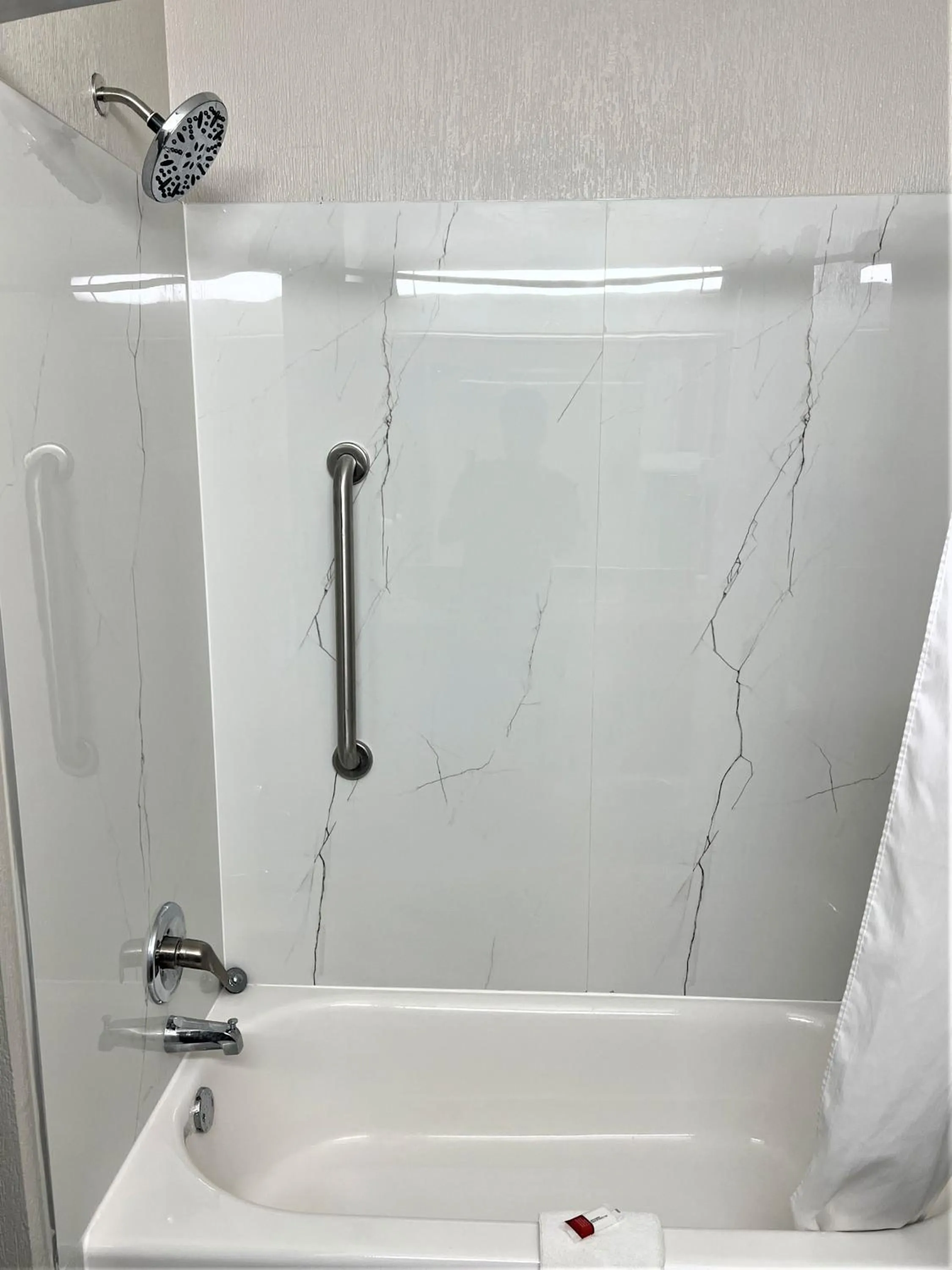 Bathroom in Days Inn by Wyndham Denham Springs-Baton Rouge East