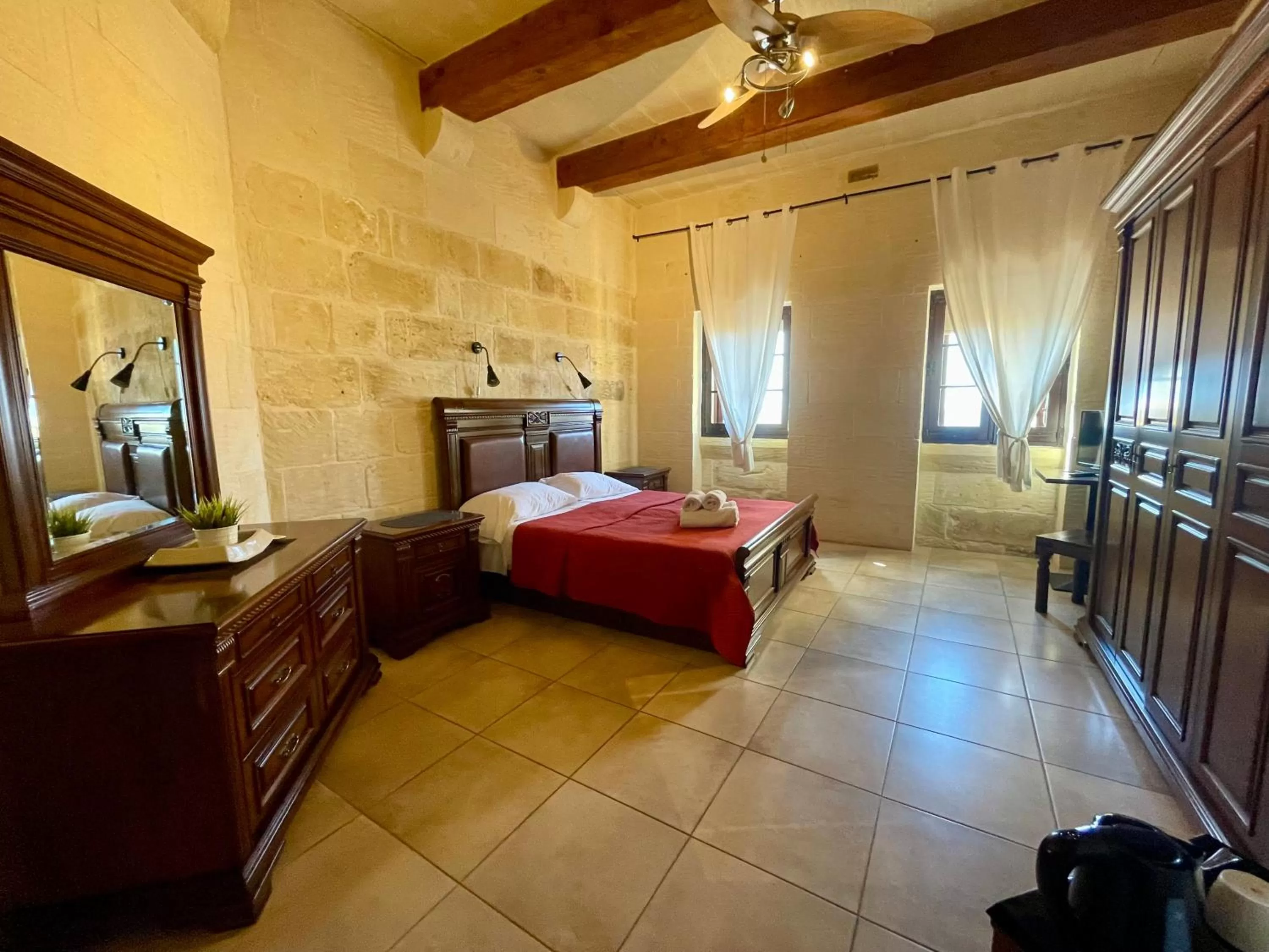 Photo of the whole room in Ferrieha B&B