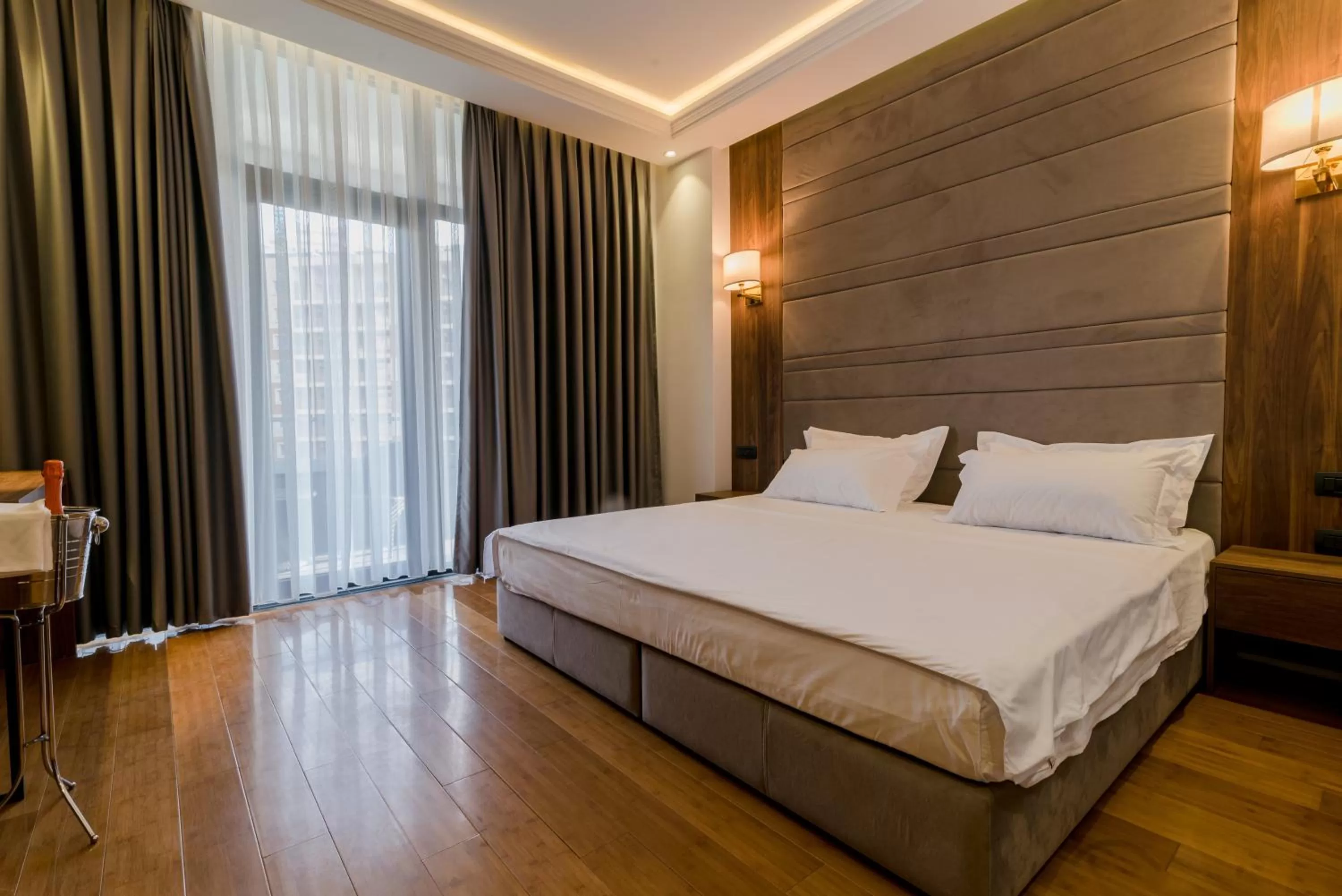 Photo of the whole room, Bed in Deluxe & Executive SPA by Rafaelo