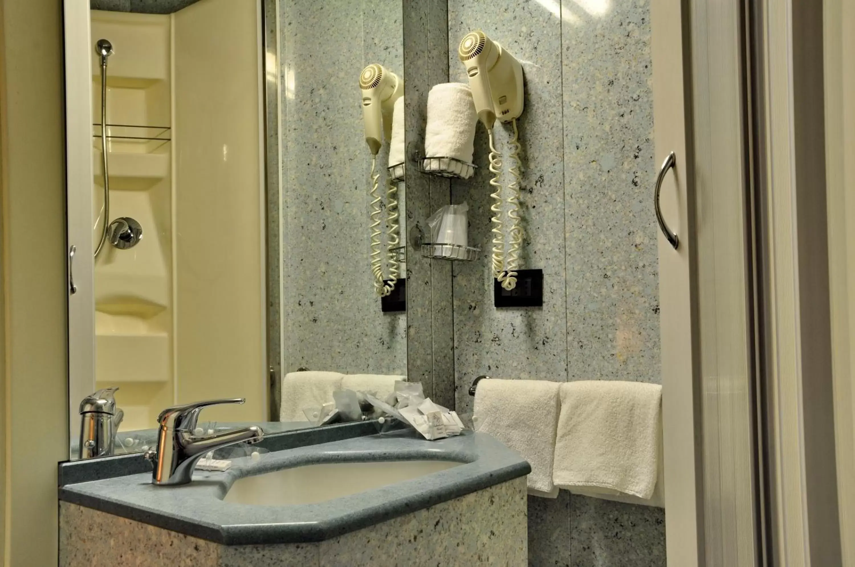 Bathroom in Hotel Galimberti