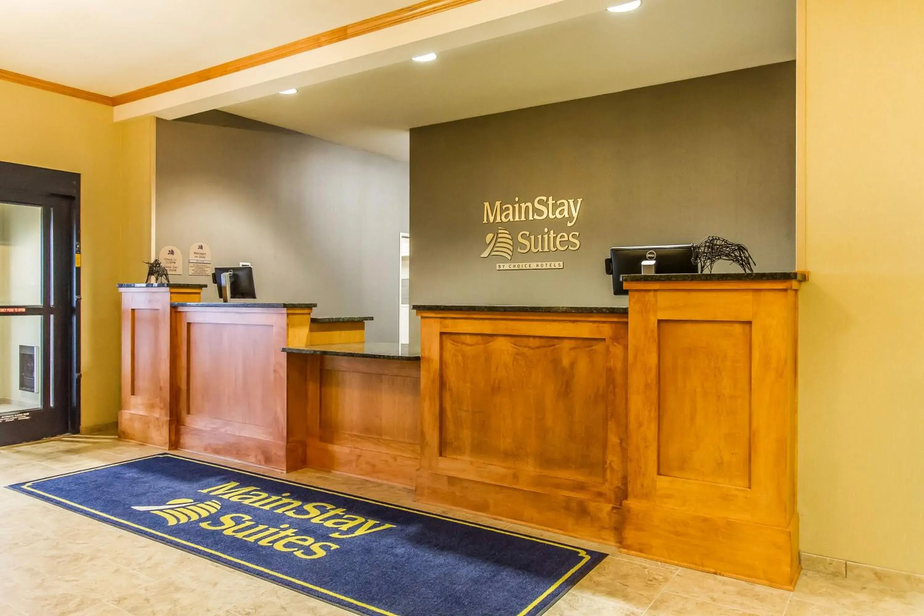 Lobby or reception, Lobby/Reception in MainStay Suites Stanley