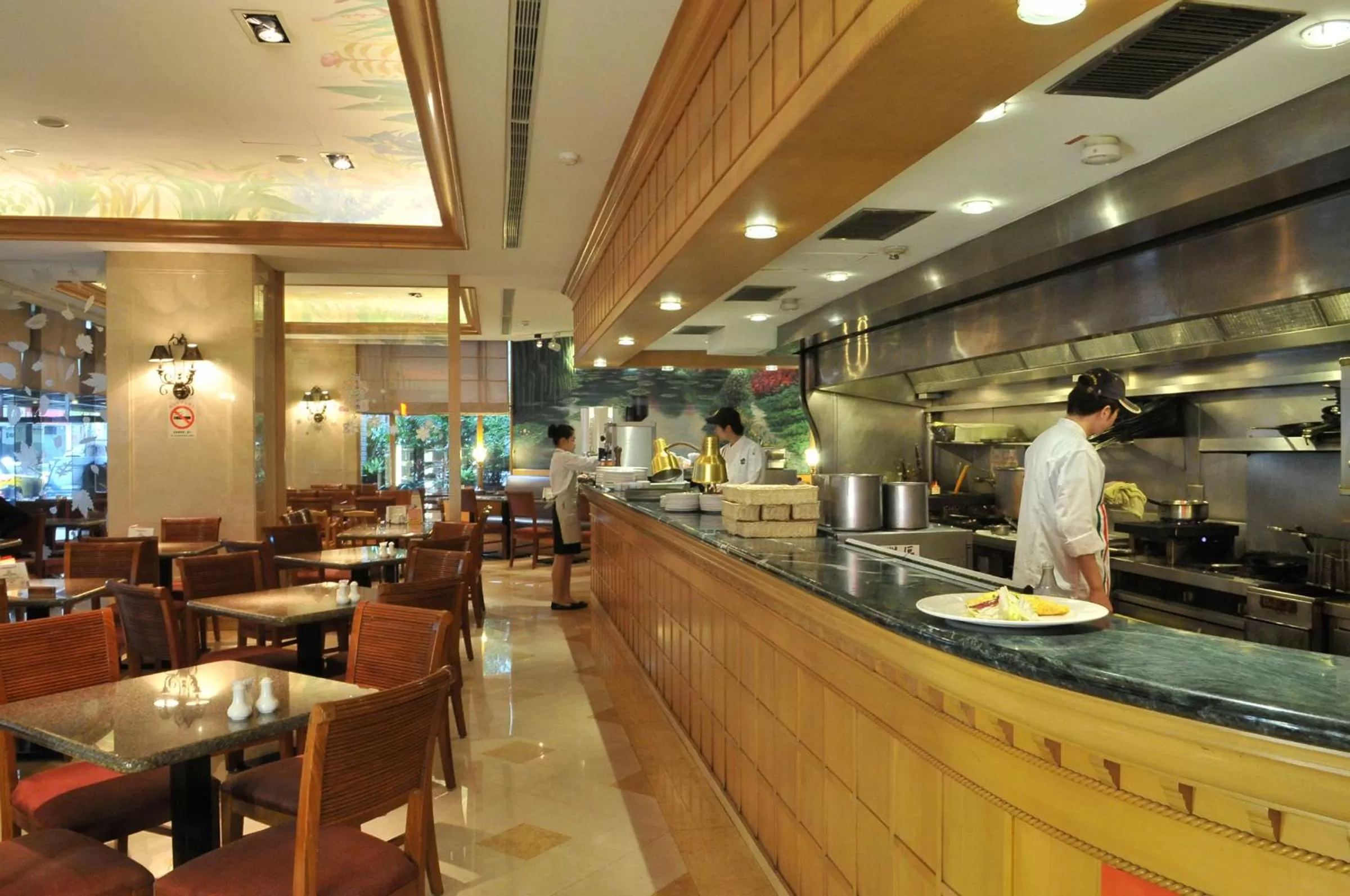 Restaurant/places to eat in Brother Hotel