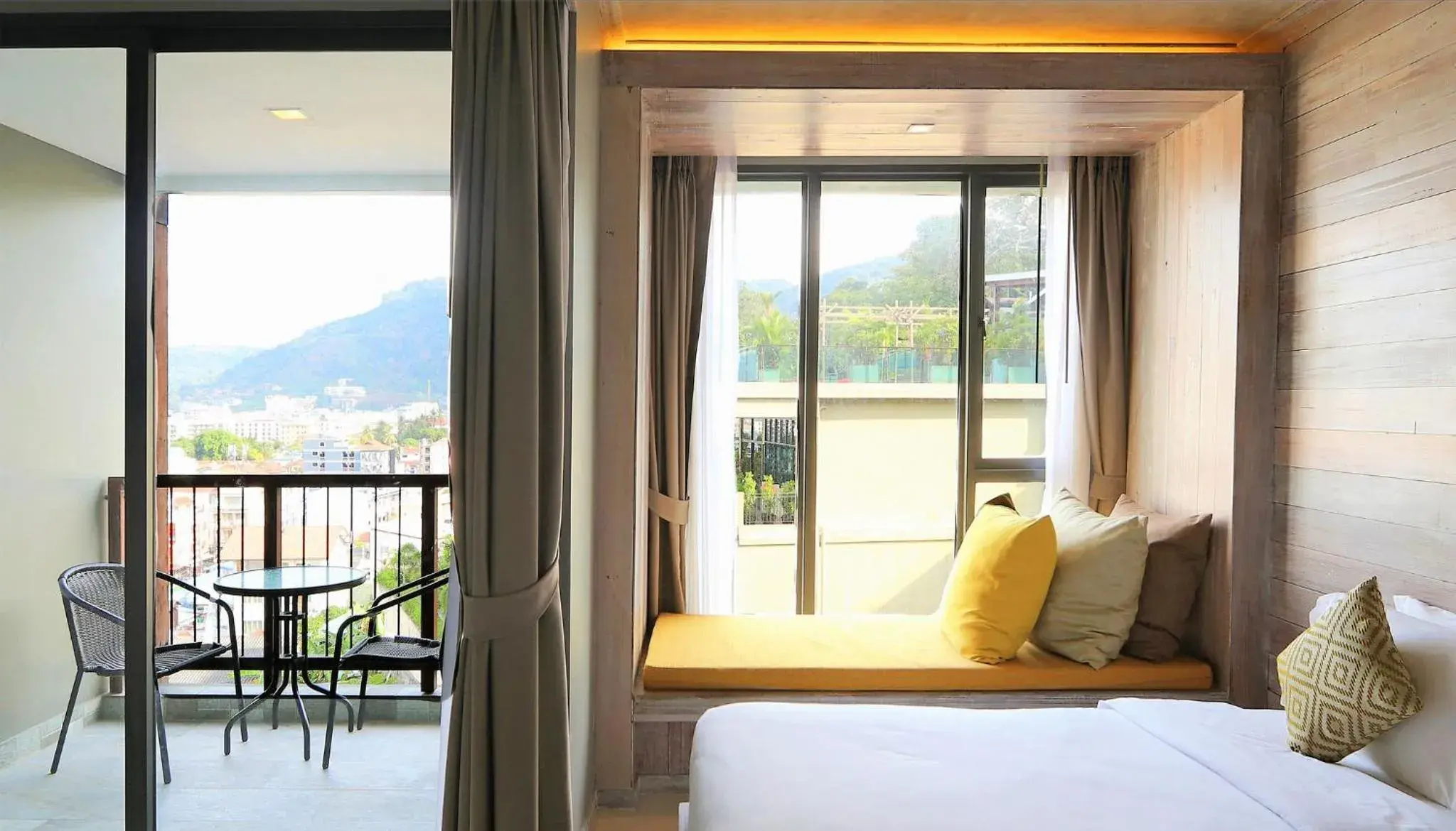 Bedroom, Seating Area in Dinso Resort & Villas Phuket an IHG Hotel