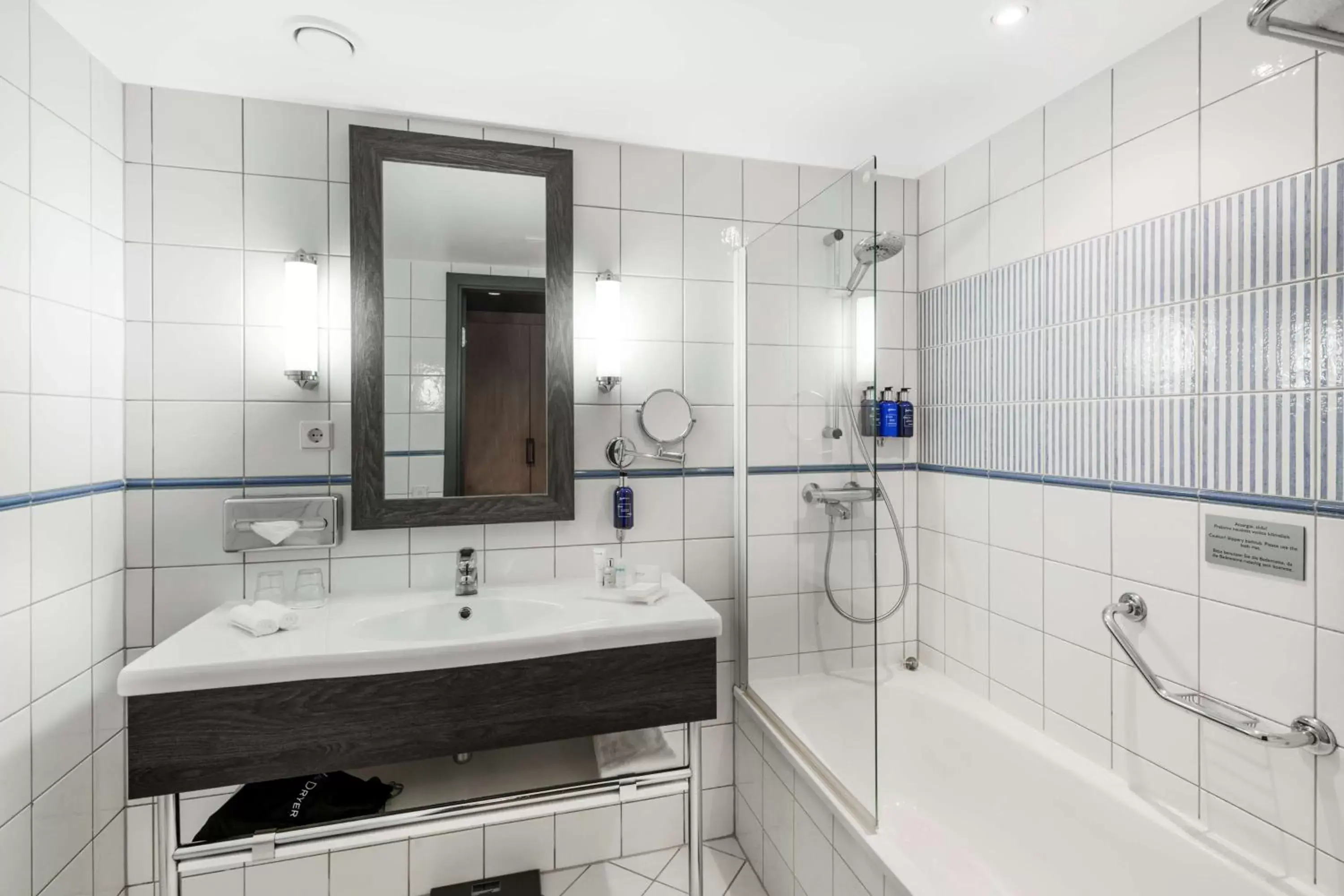 Bathroom in Mercure Klaipeda City