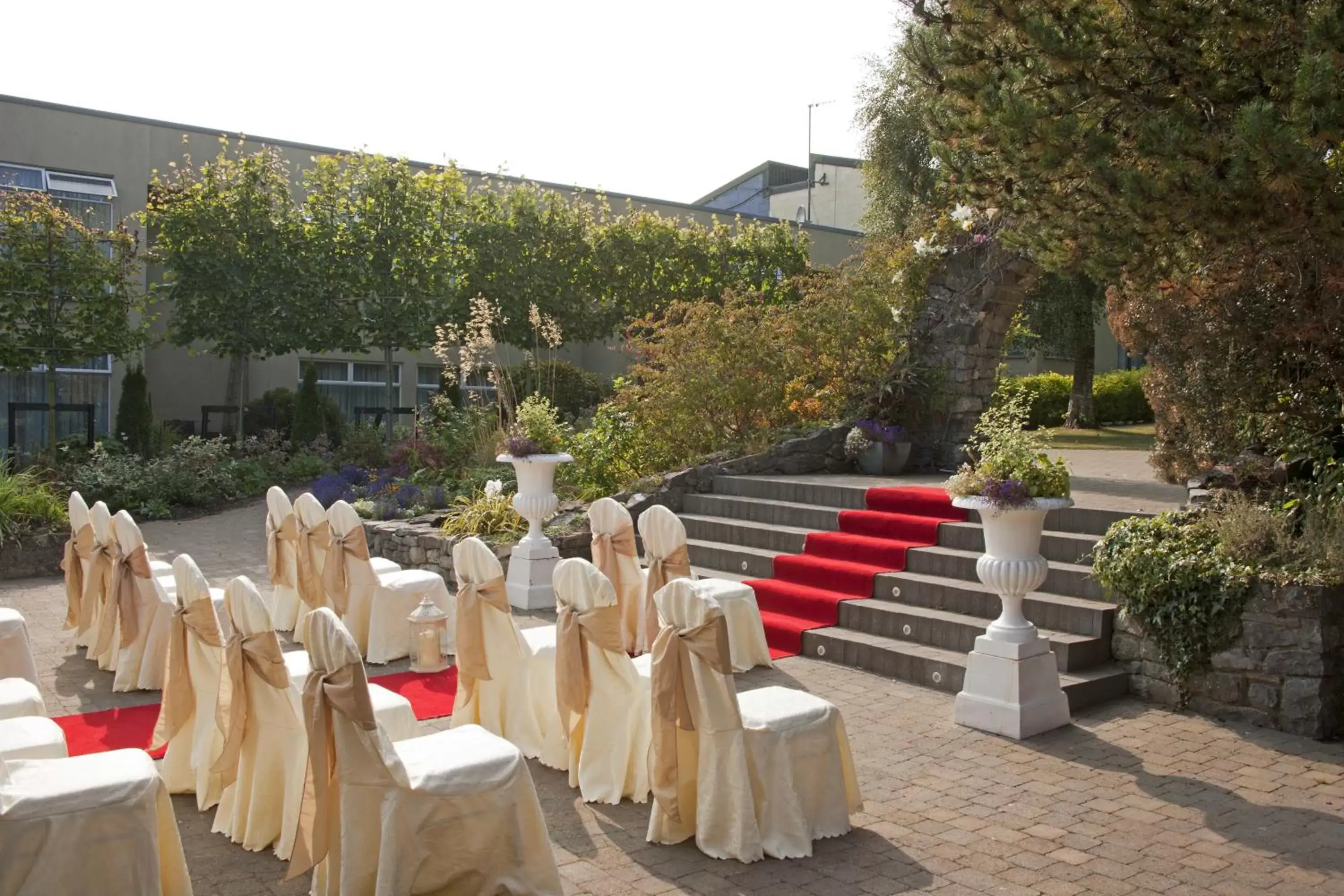 Garden, Banquet Facilities in Greenhills Hotel Limerick