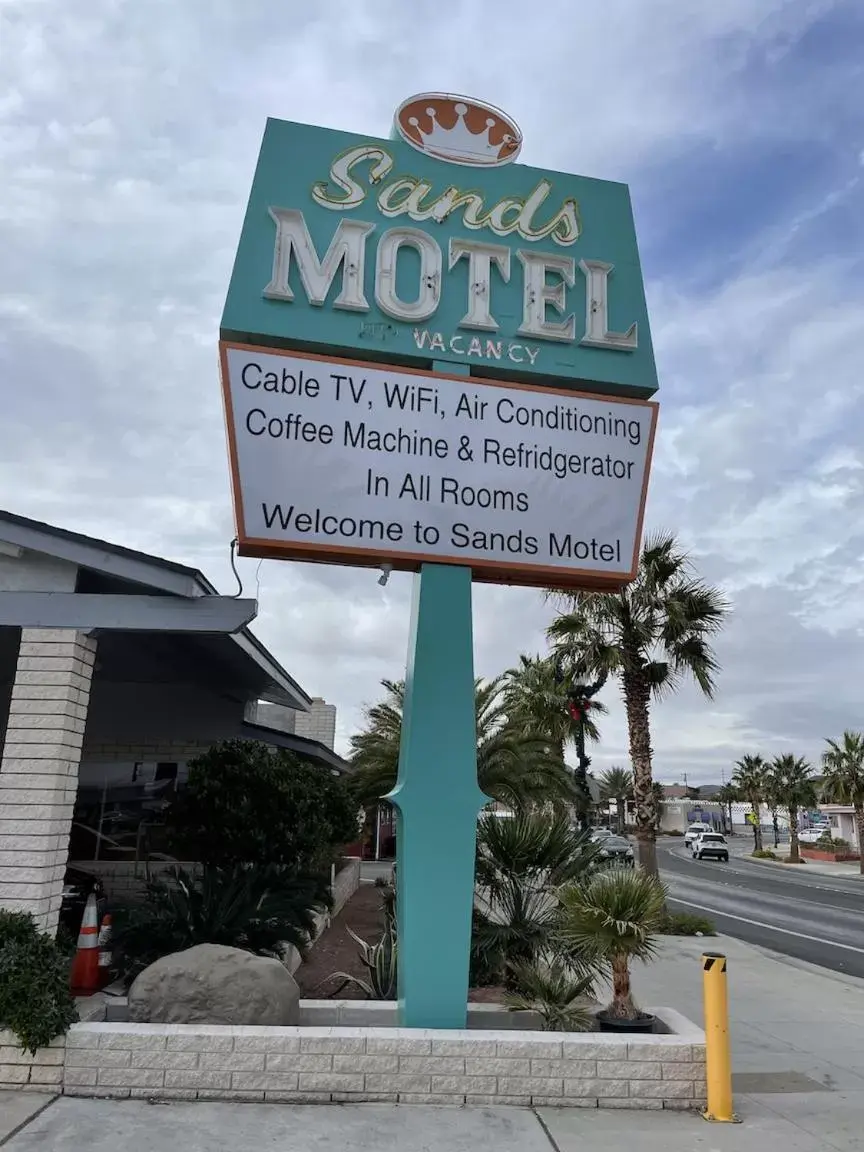 Property Logo/Sign in The Sands Motel