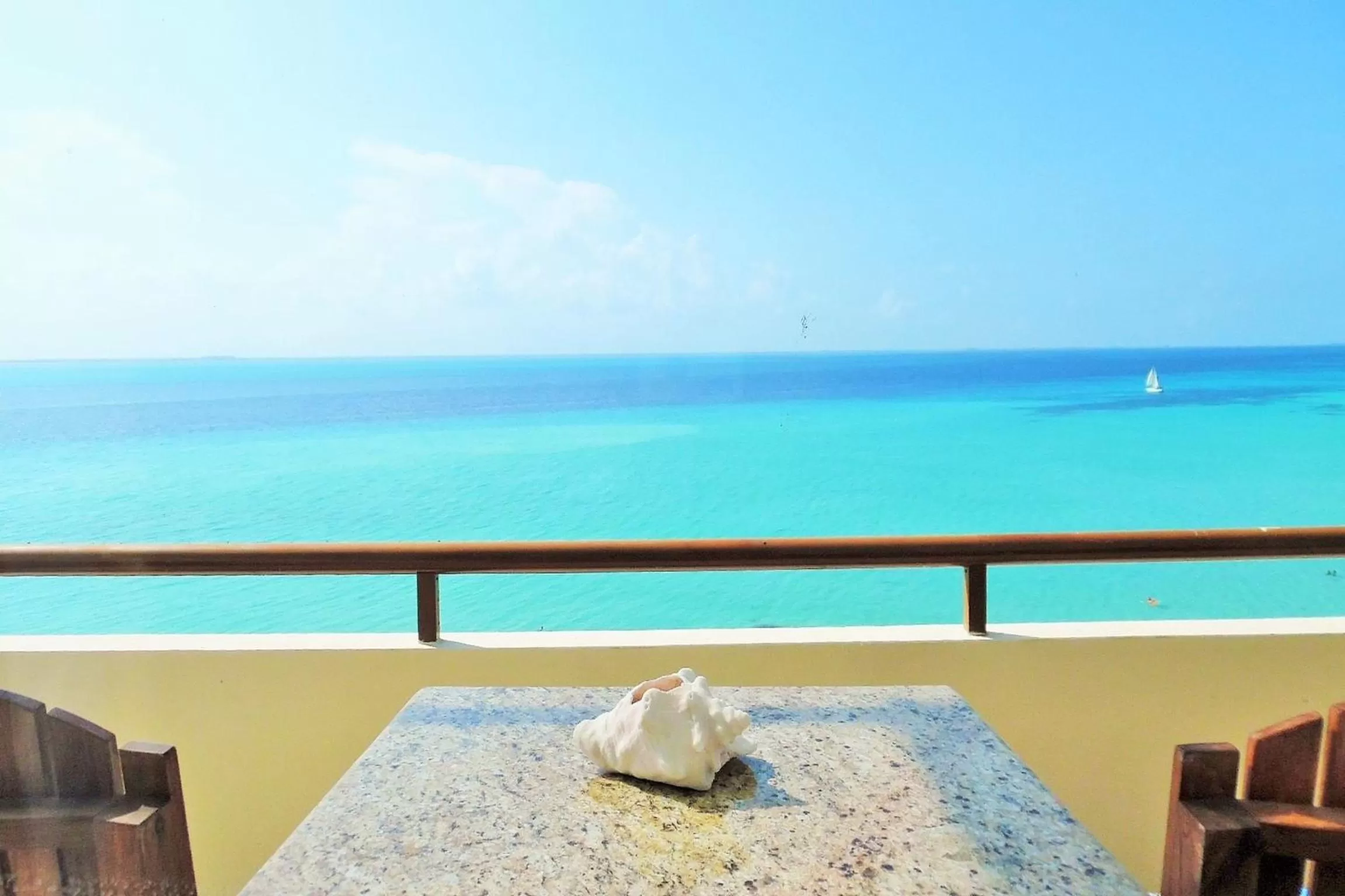 One-Bedroom Suite Beachfront in Ixchel Beach Hotel