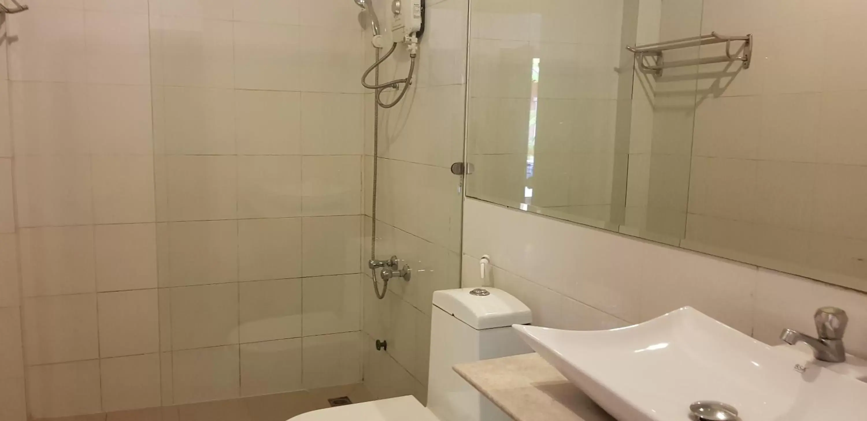 Shower, Bathroom in Apex Koh Kong Hotel