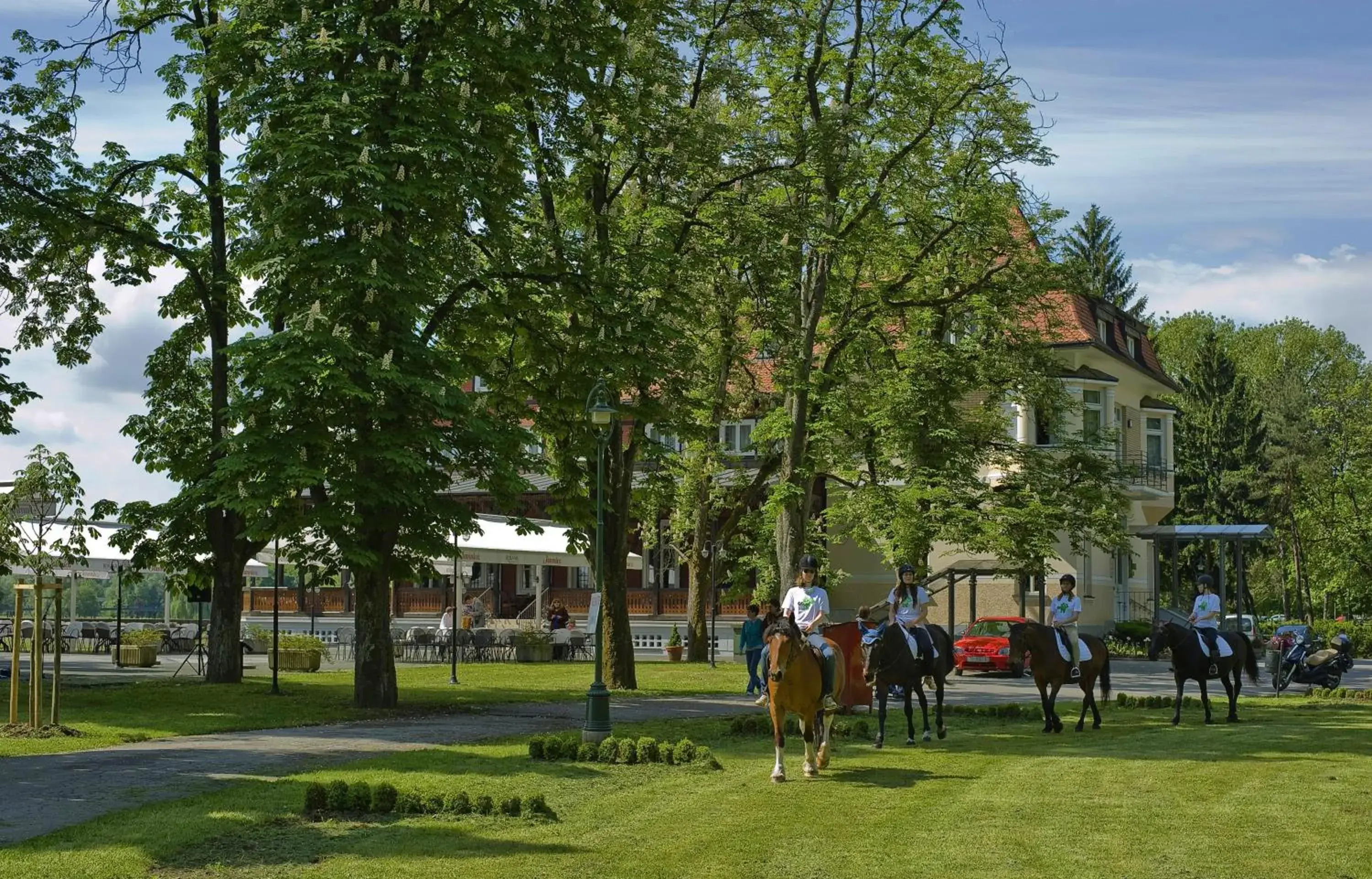 Horse-riding in Boutique Hotel Korana Srakovcic