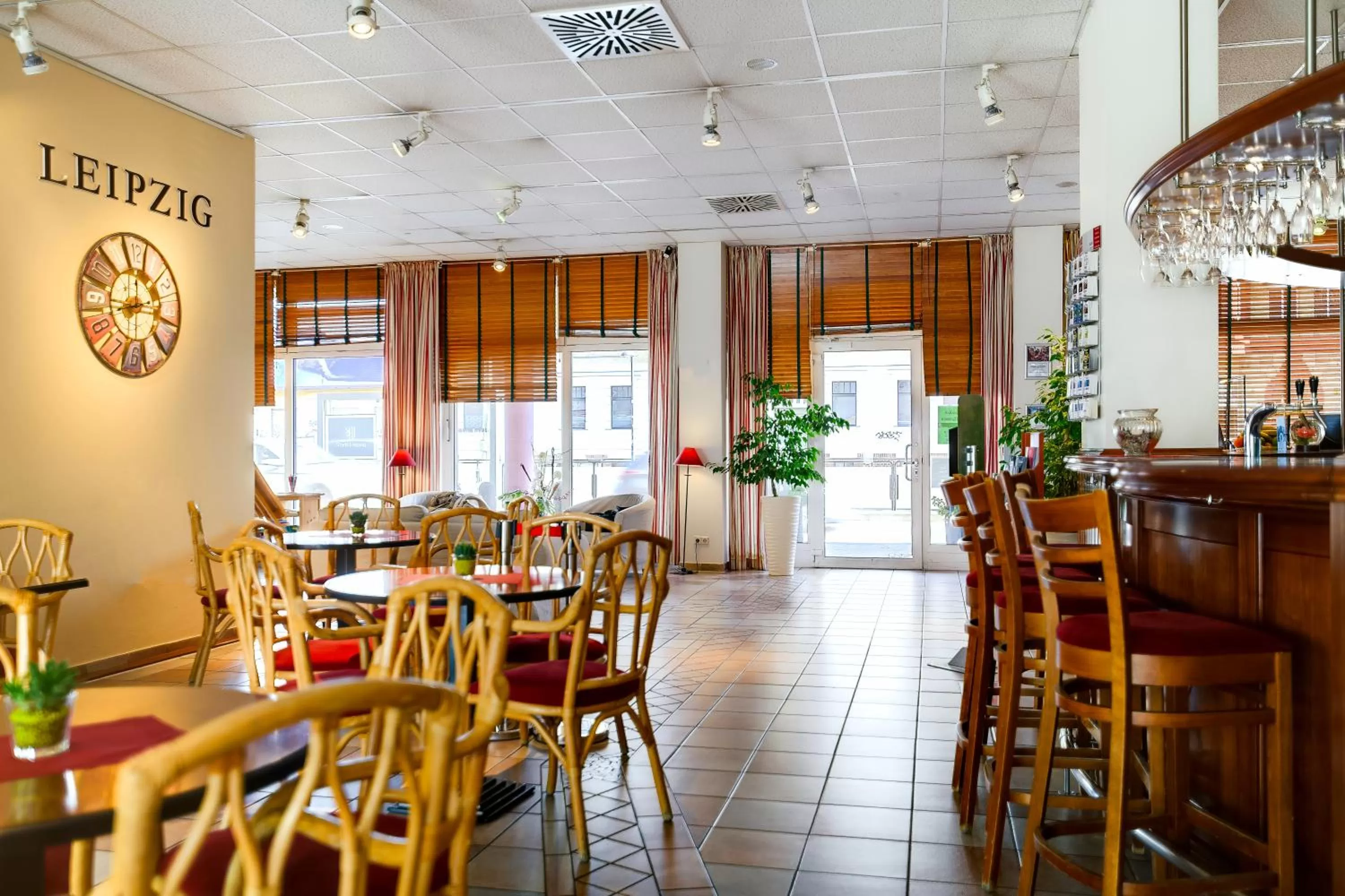 Restaurant/places to eat in Hotel Leipzig City Nord by Campanile