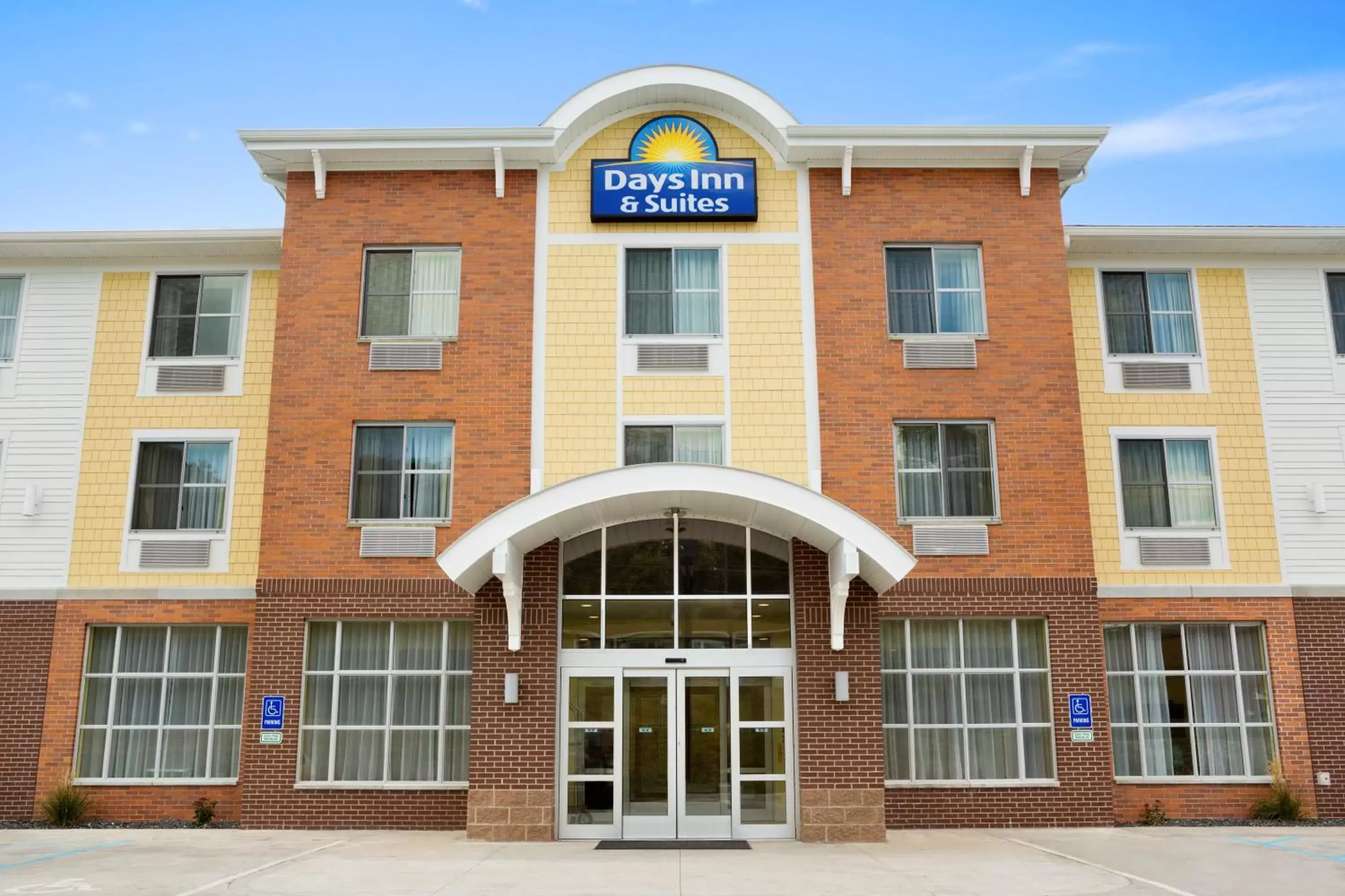 Property building in Days Inn & Suites by Wyndham Caldwell Property building in Days Inn & Suites by Wyndham Caldwell