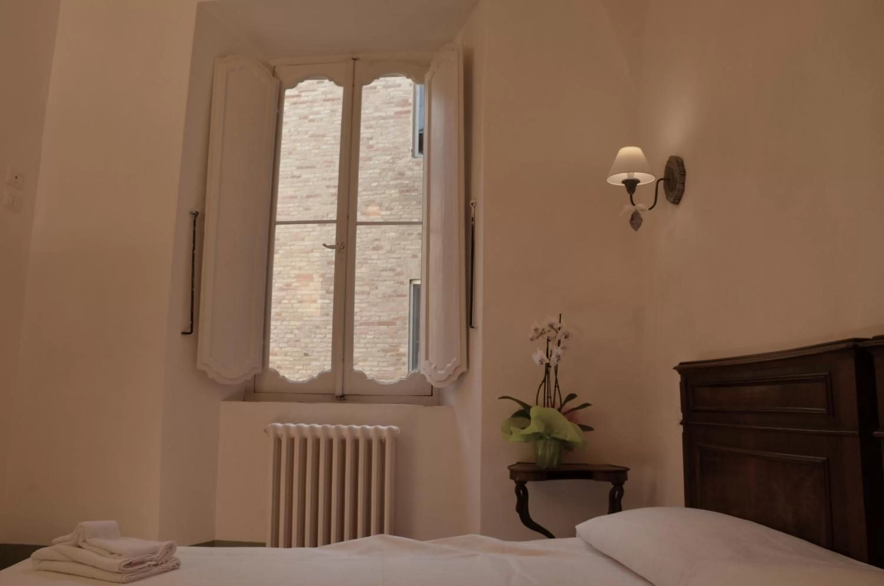 Photo of the whole room, Bed in B&B Antica Biblioteca