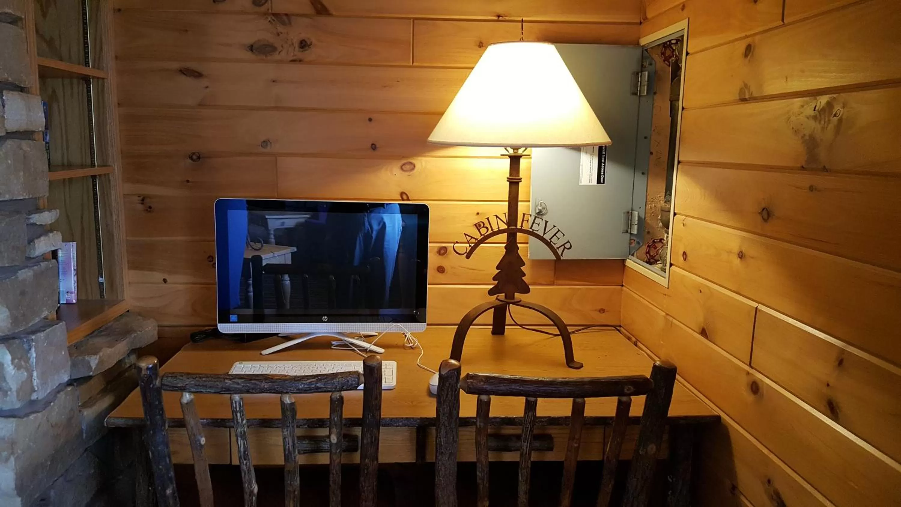 Business facilities in Motel 6 Norway MI