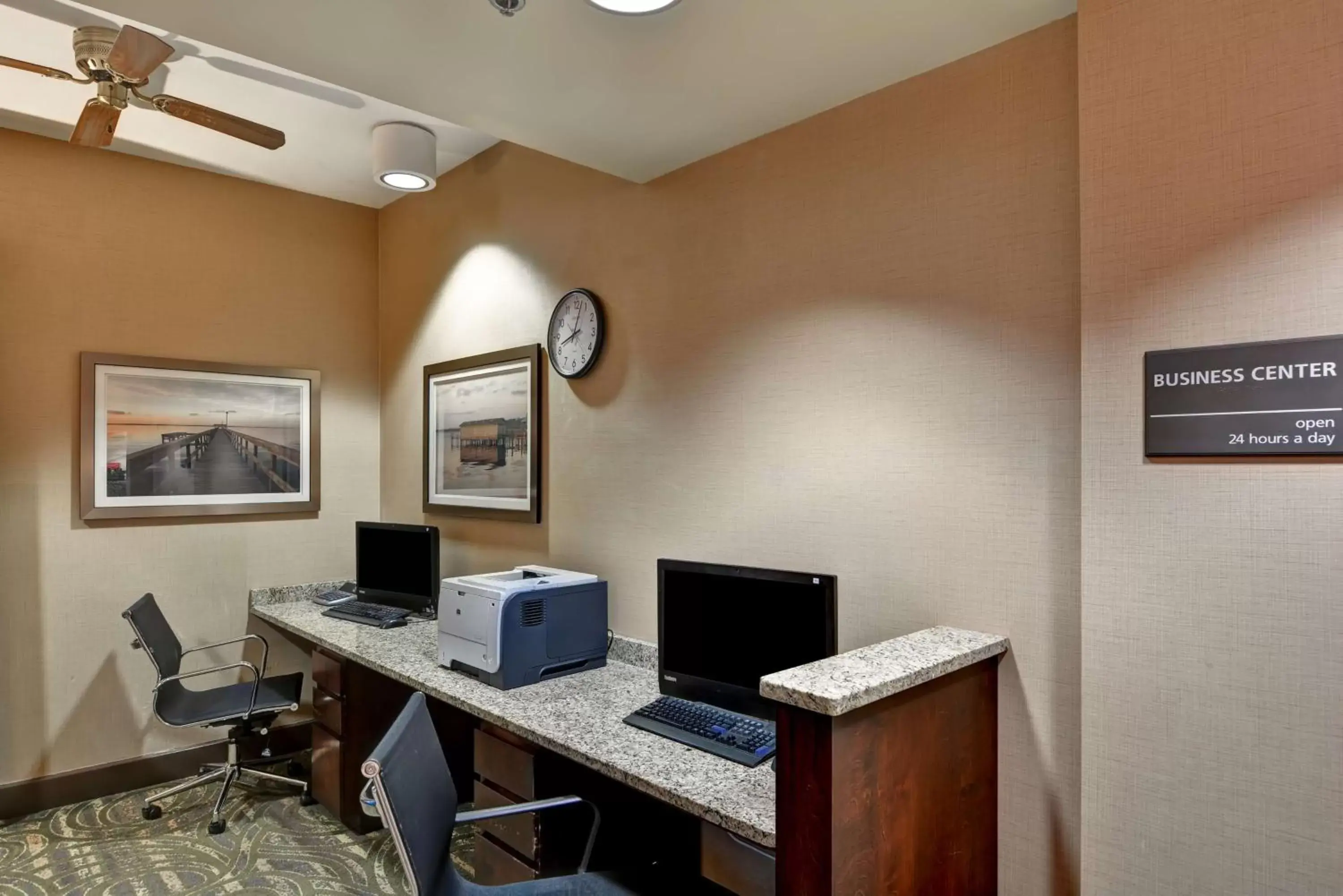 Business facilities in Hampton Inn Jacksonville - I-95 Central