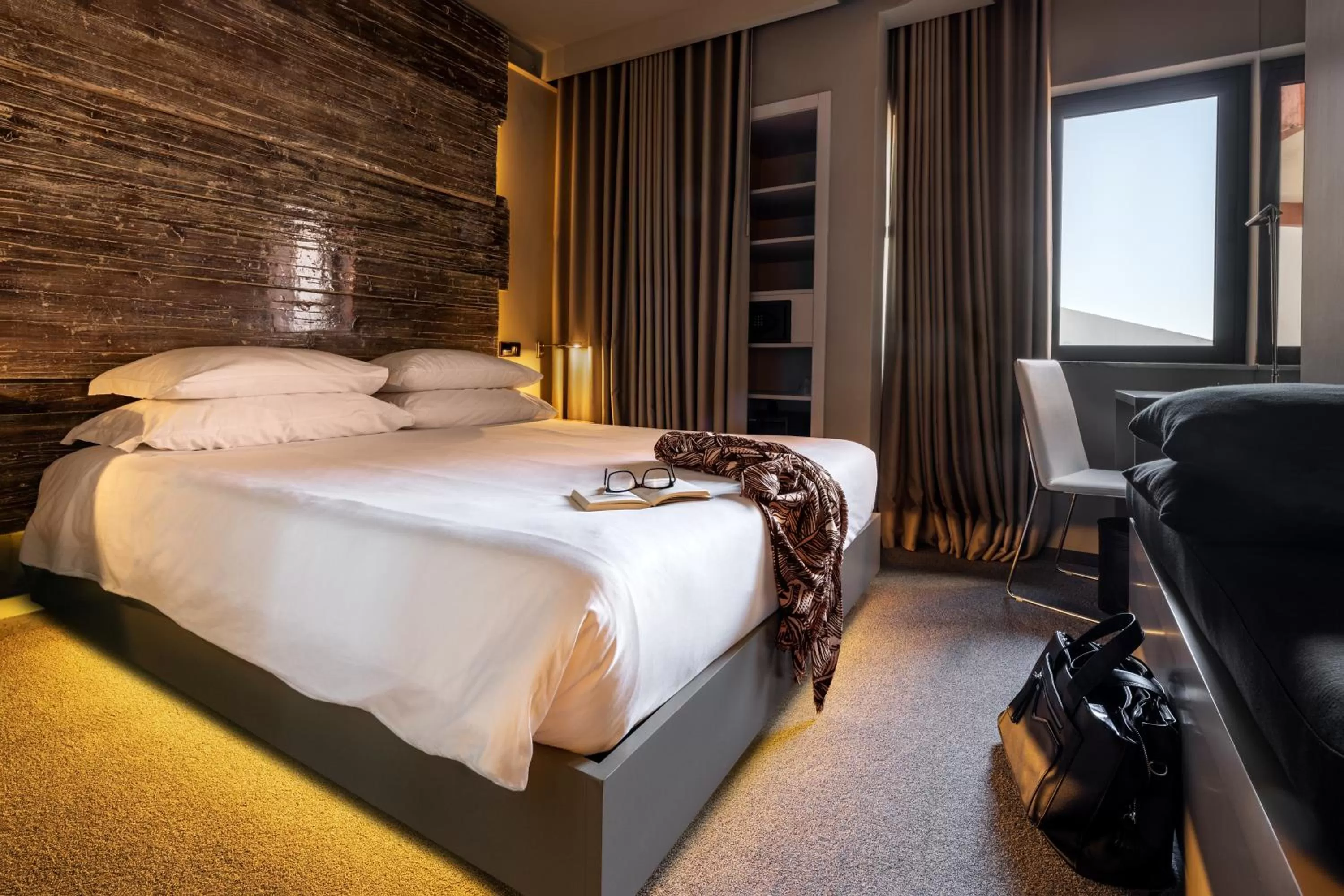 Bed in Vitoria Stone Hotel