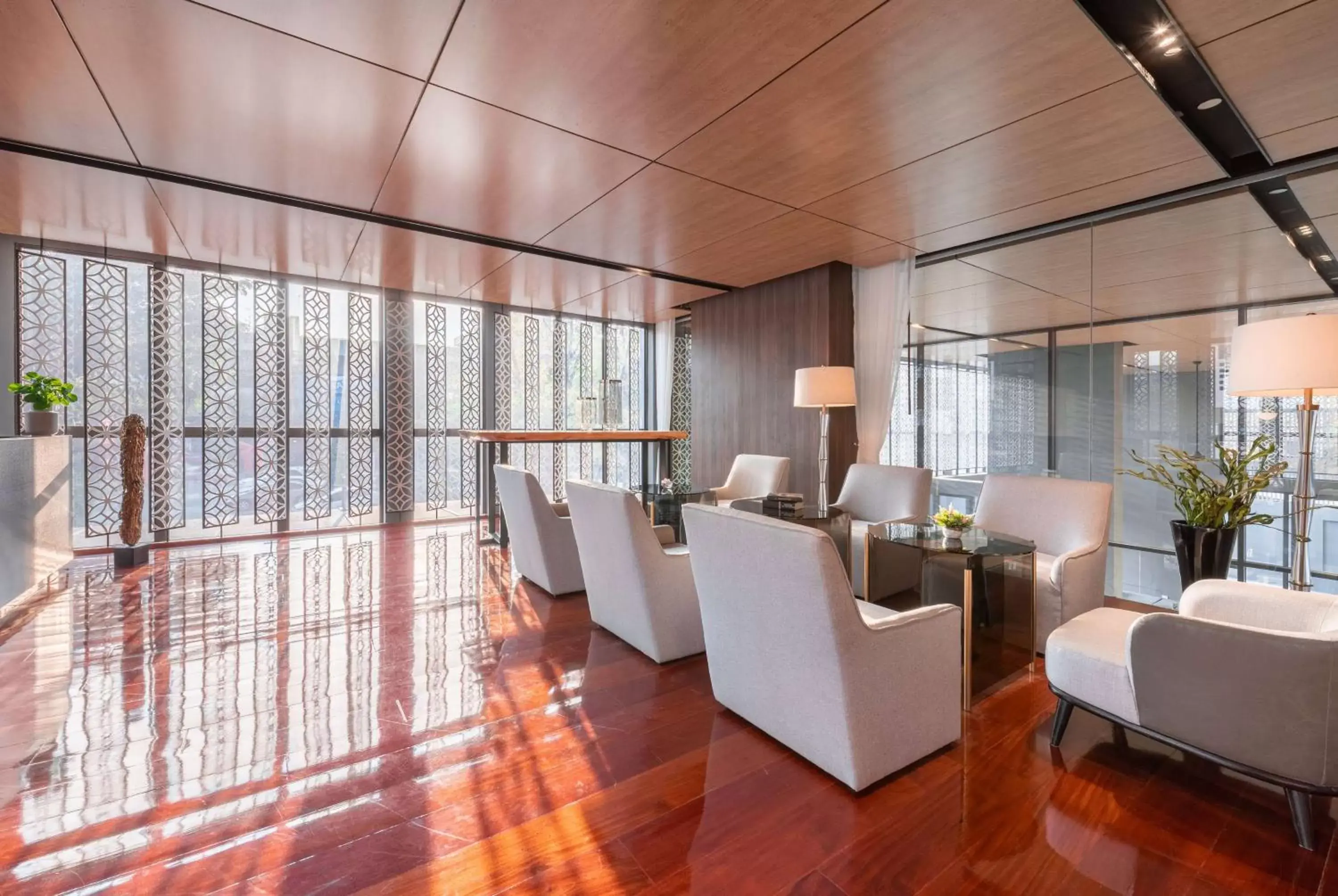 Lounge or bar in Ramada By Wyndham Bangkok Sukhumvit 87 Lounge or bar in Ramada By Wyndham Bangkok Sukhumvit 87