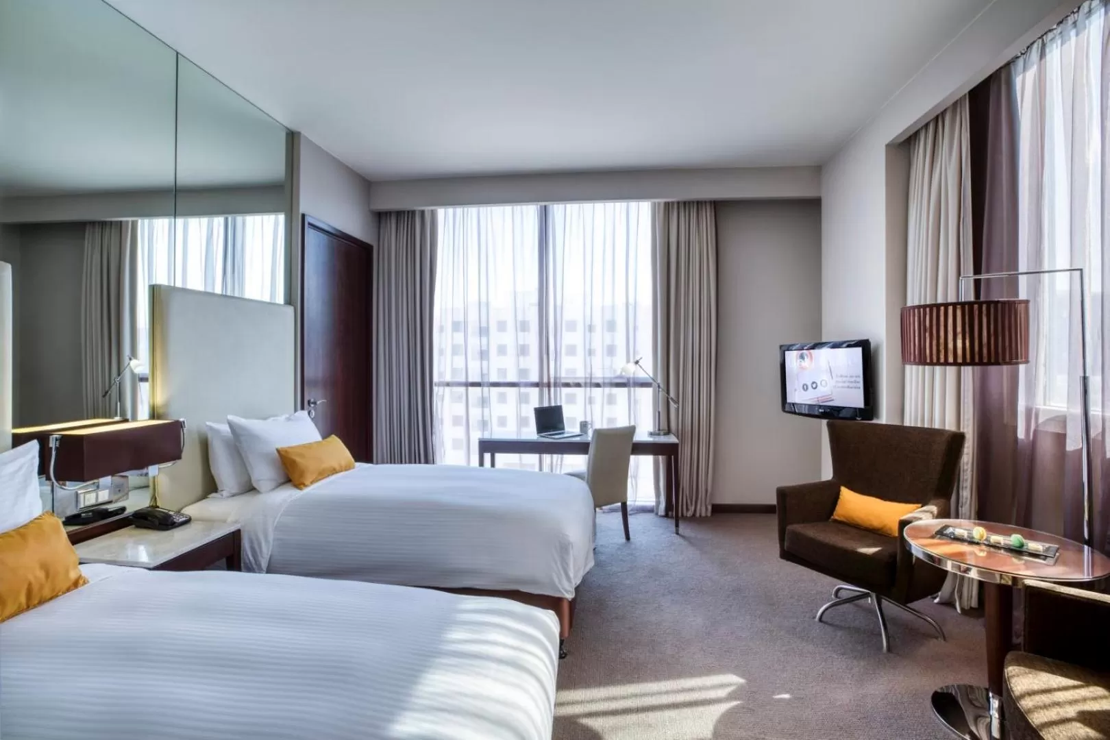 TV and multimedia, Bed in Centro Barsha - by Rotana