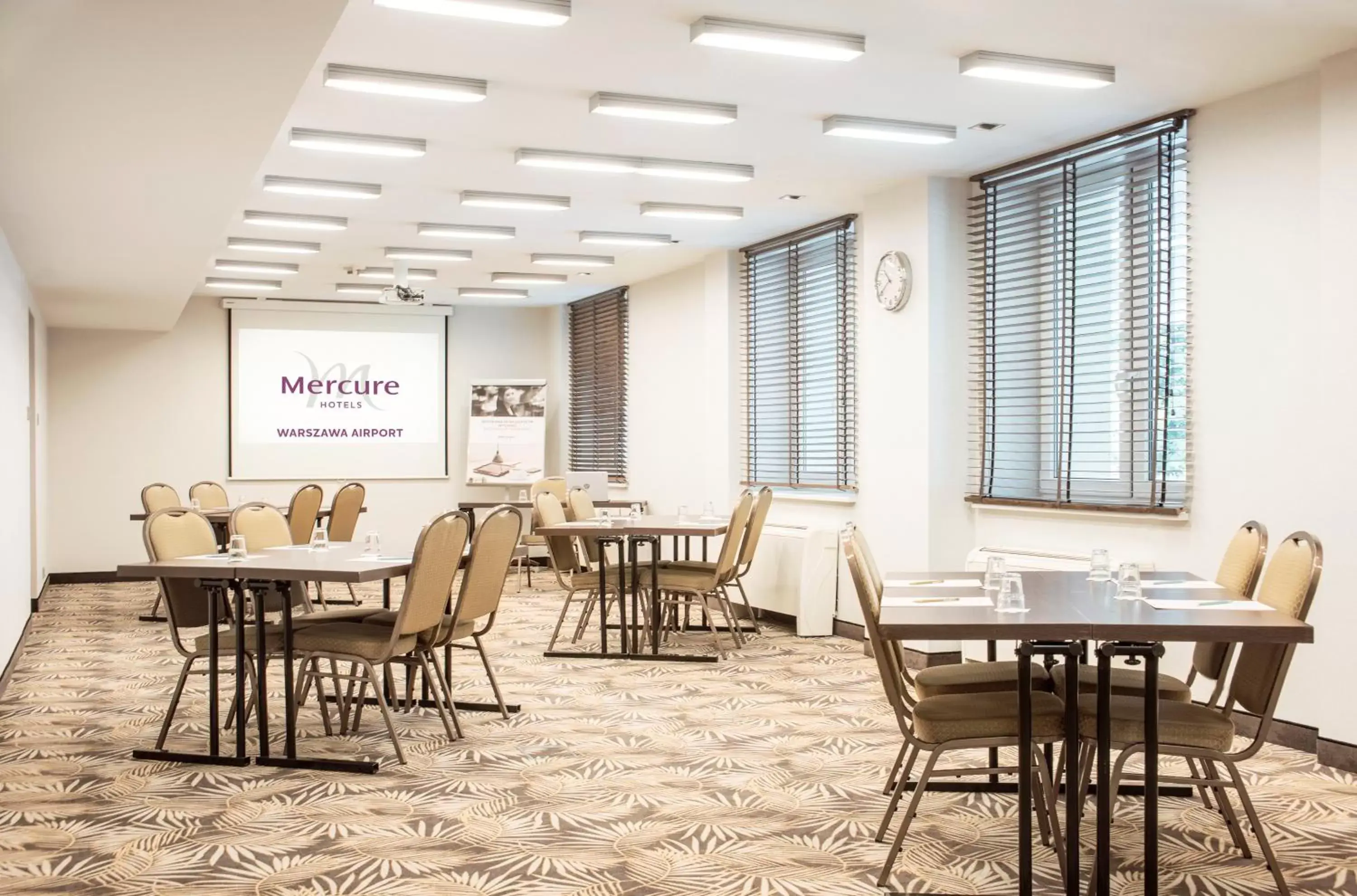Banquet/Function facilities, Restaurant/Places to Eat in Mercure Warszawa Airport