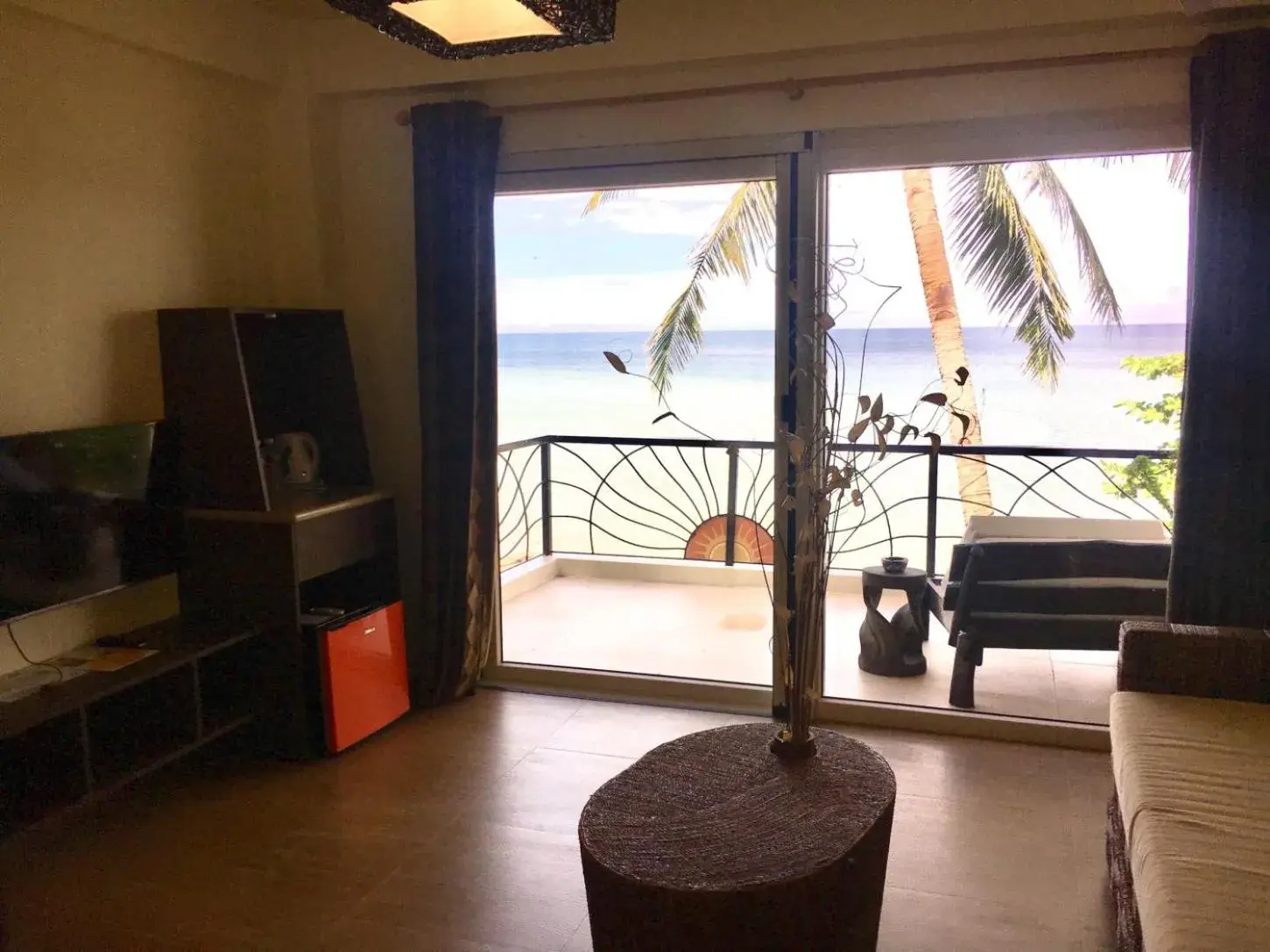 Balcony/Terrace in Sunset At Aninuan Beach Resort