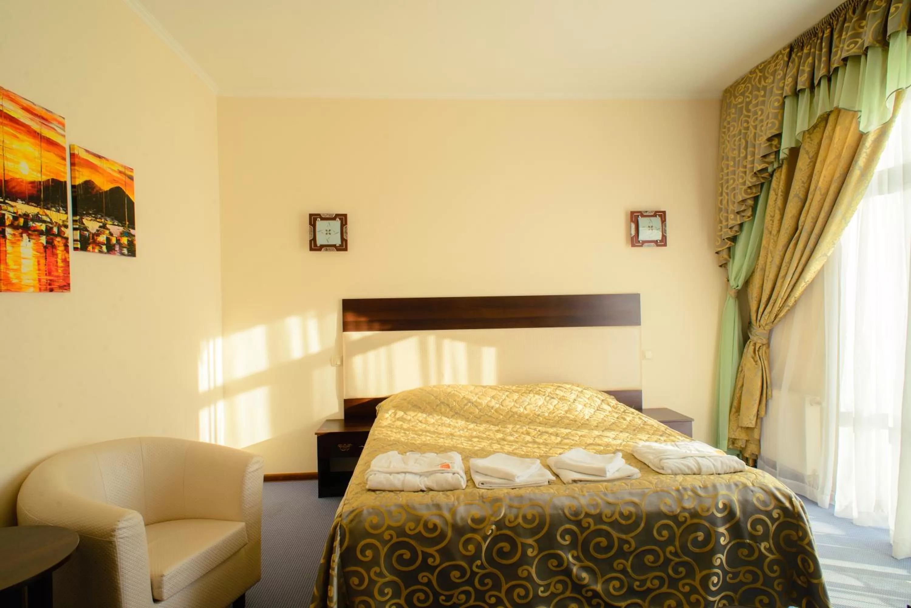 Bed in Petrovskyi Brovar