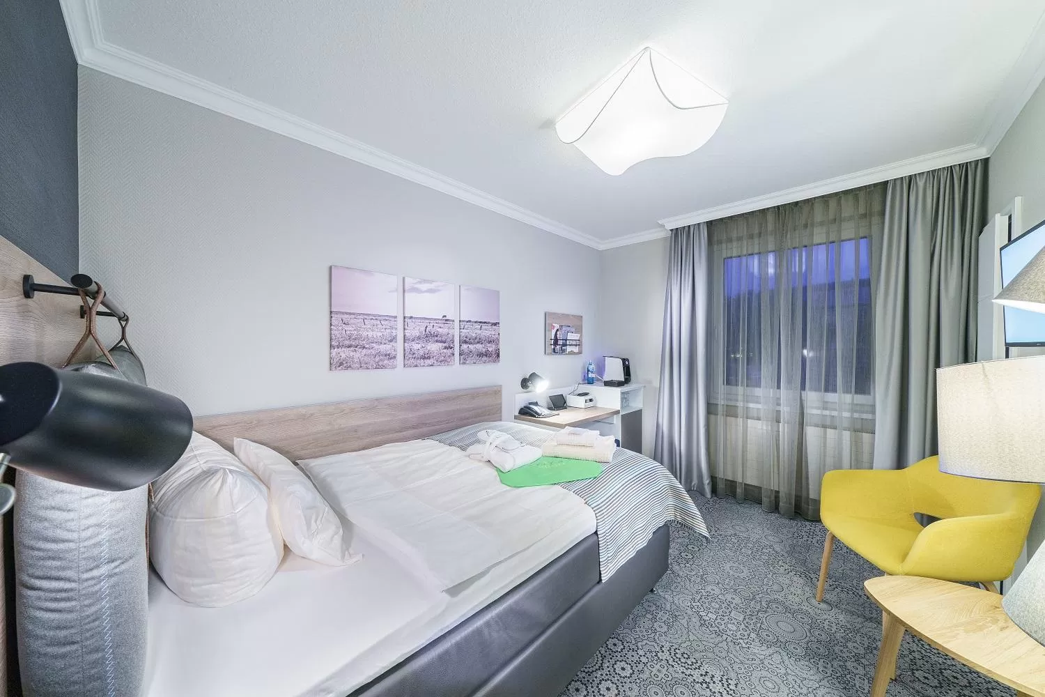 Bed in Strandhotel Duhnen