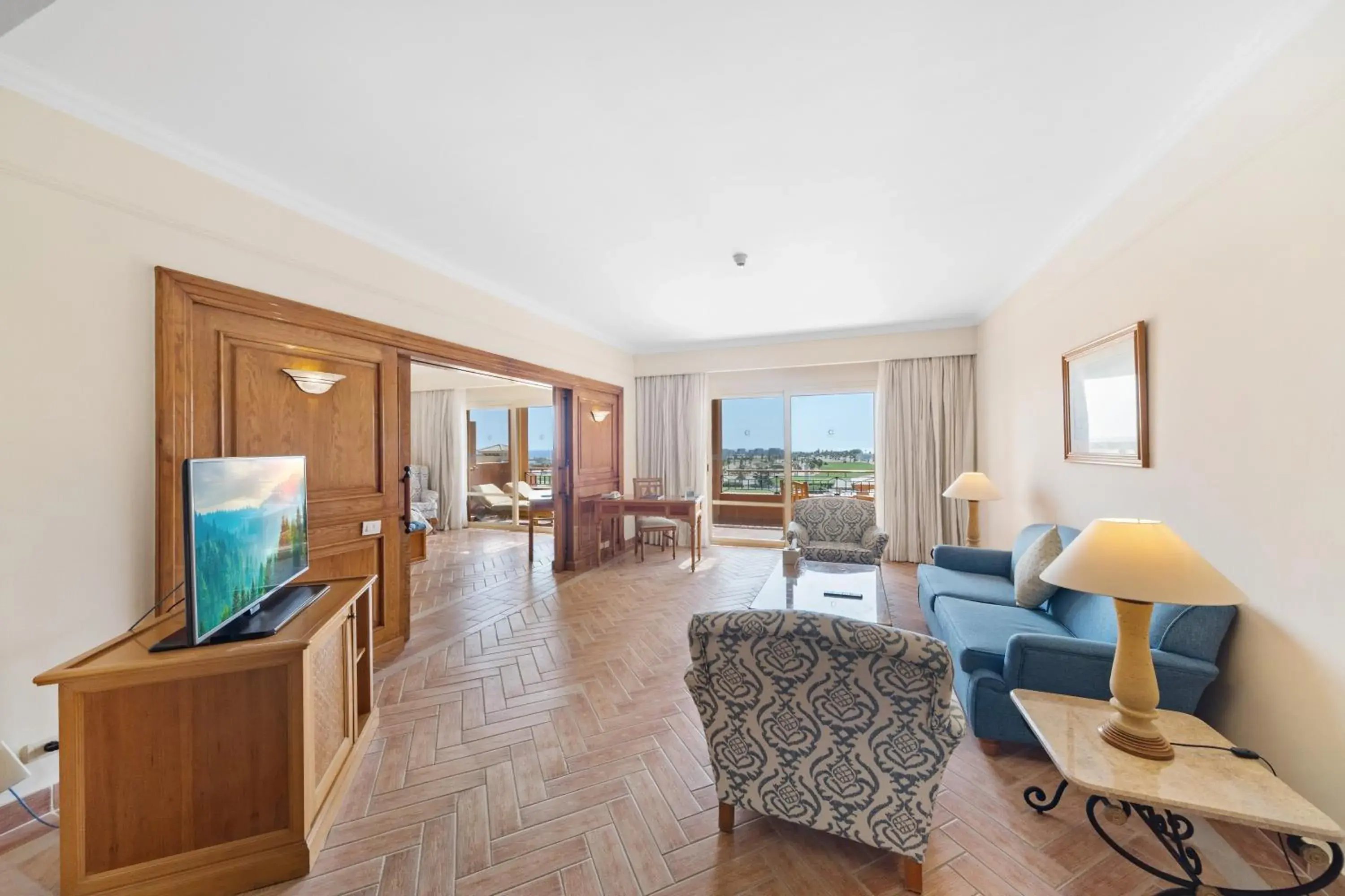 Living room, Seating Area in The Cascades Golf Resort, Spa & Thalasso