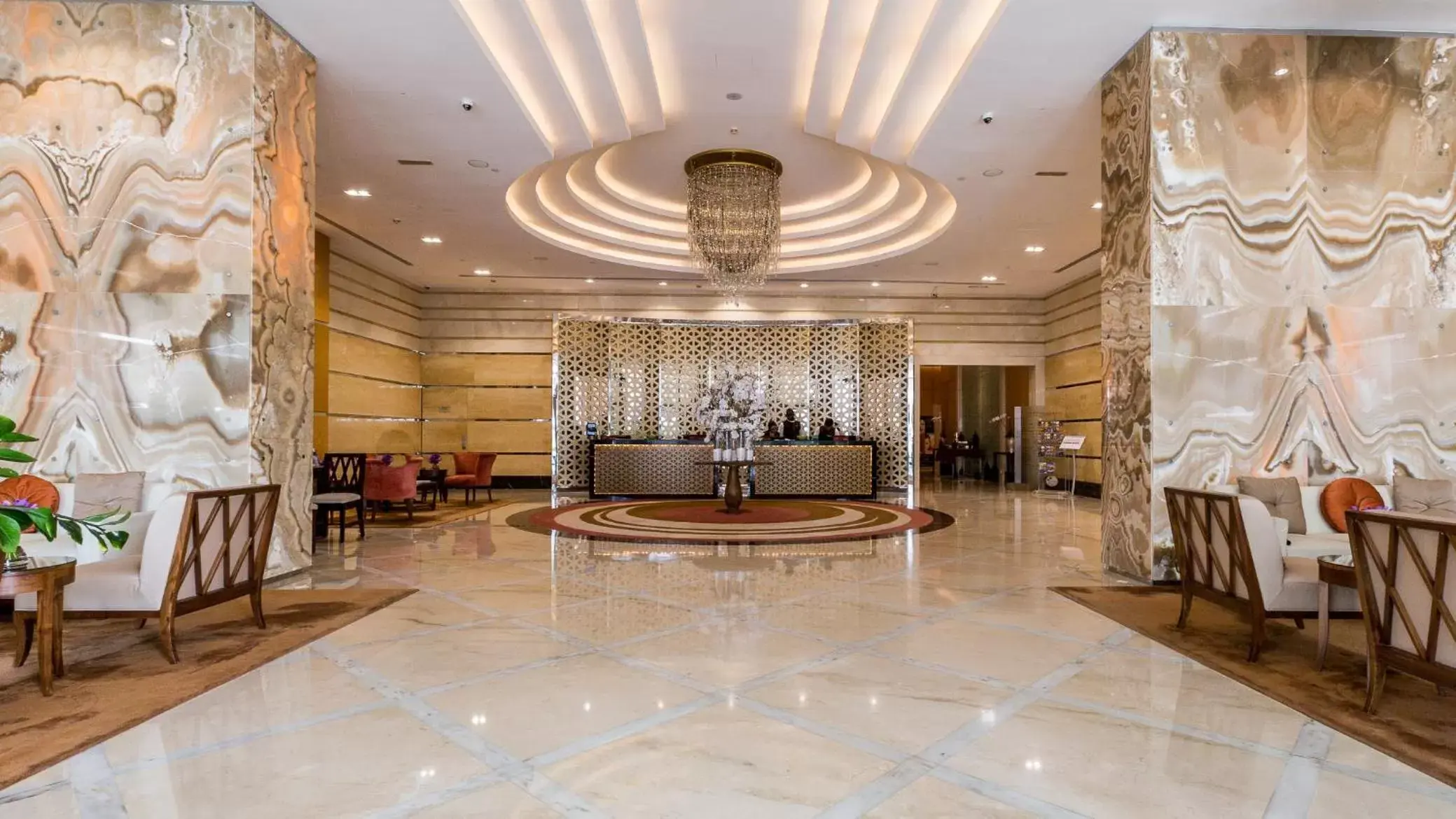 Facade/entrance, Lobby/Reception in La Suite Dubai Hotel & Apartments