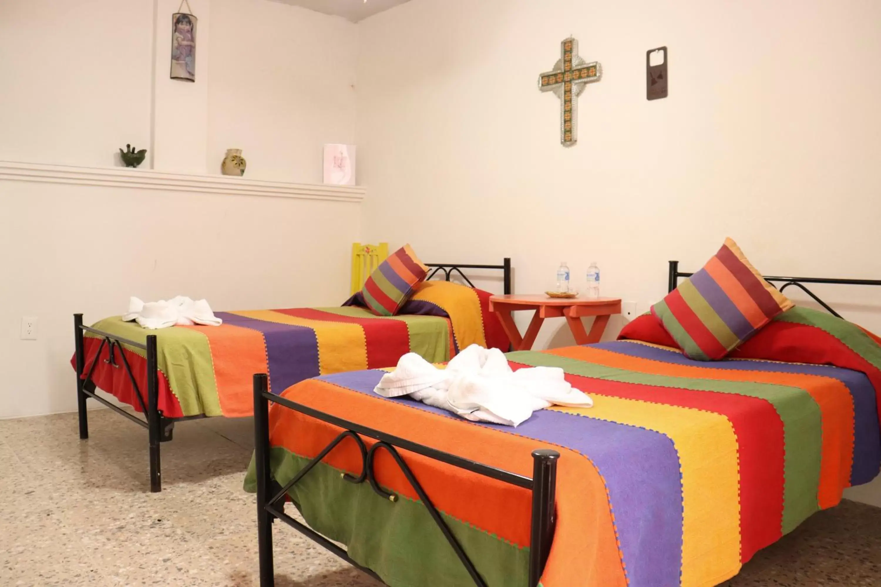 Area and facilities, Bed in Posada Don Mario