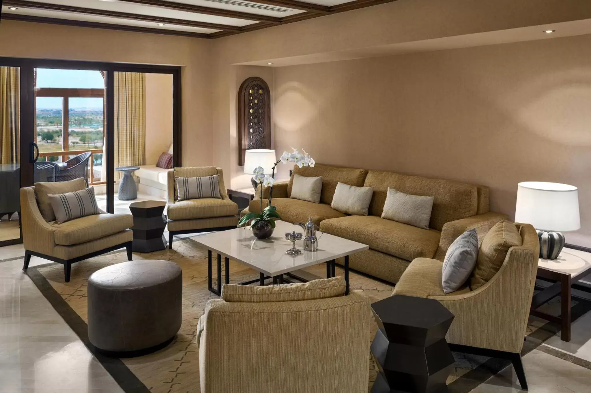 Photo of the whole room, Seating Area in InterContinental Durrat Al Riyadh Resort & Spa, an IHG Hotel