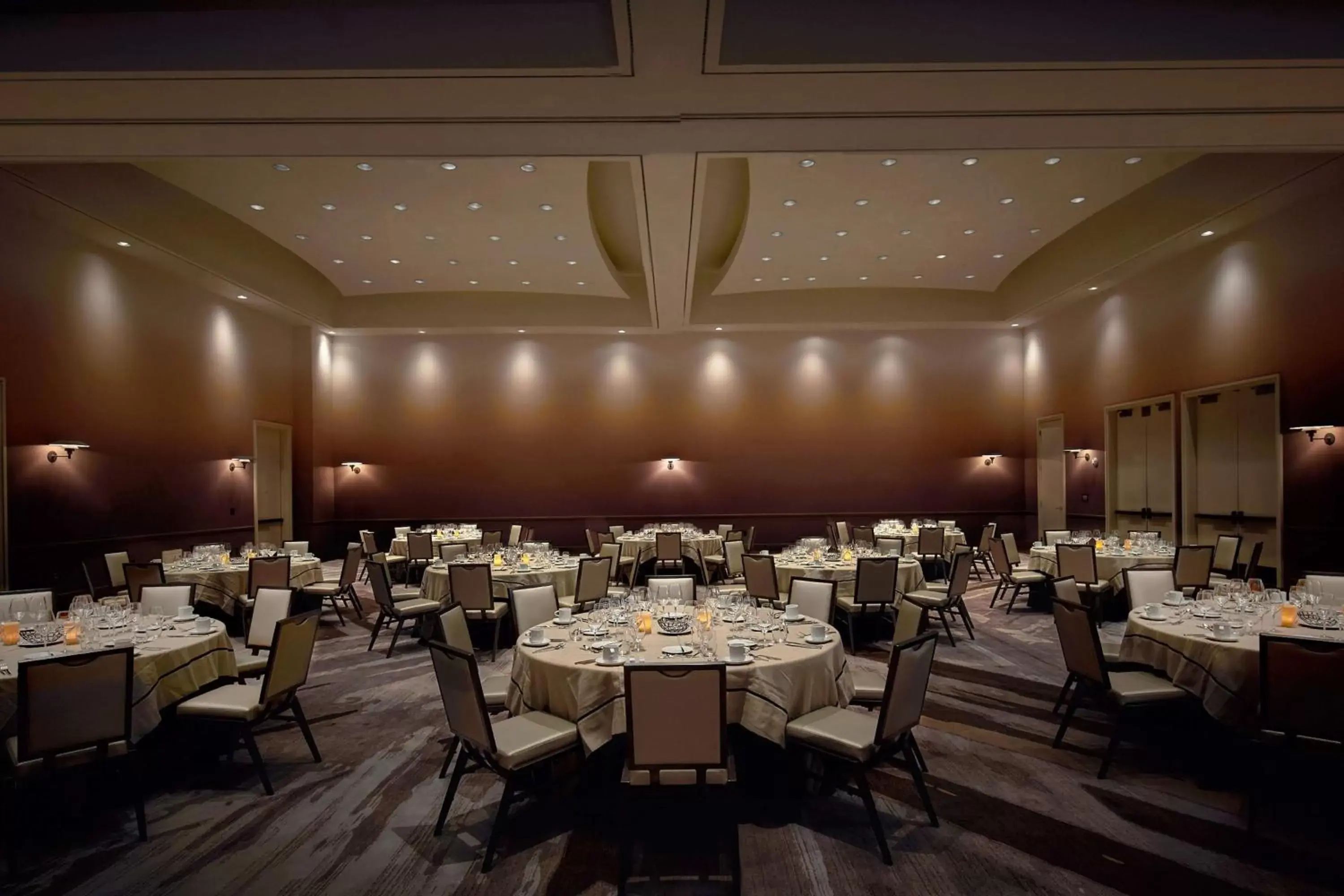 Meeting/conference room, Restaurant/Places to Eat in Virgin Hotels Las Vegas, Curio Collection by Hilton