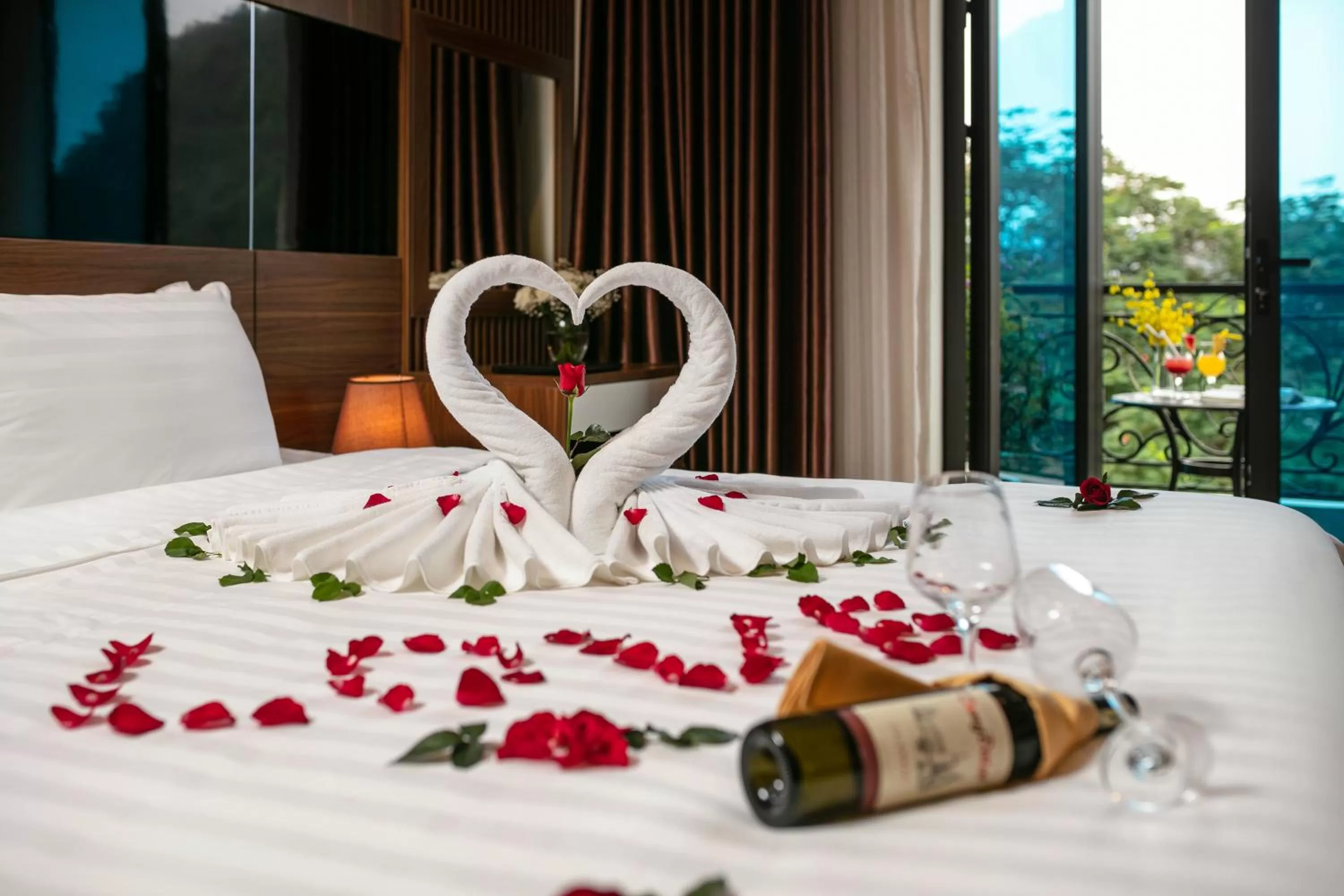 Bed in Tam Coc Holiday Hotel & Villa