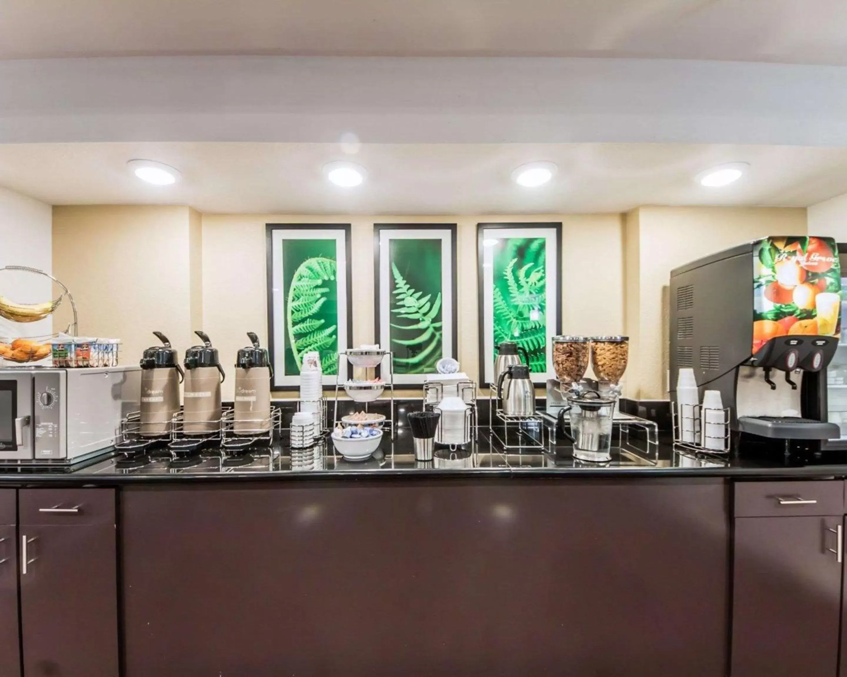 Restaurant/places to eat in Sleep Inn & Suites Guthrie - Edmond North Restaurant/places to eat in Sleep Inn & Suites Guthrie - Edmond North