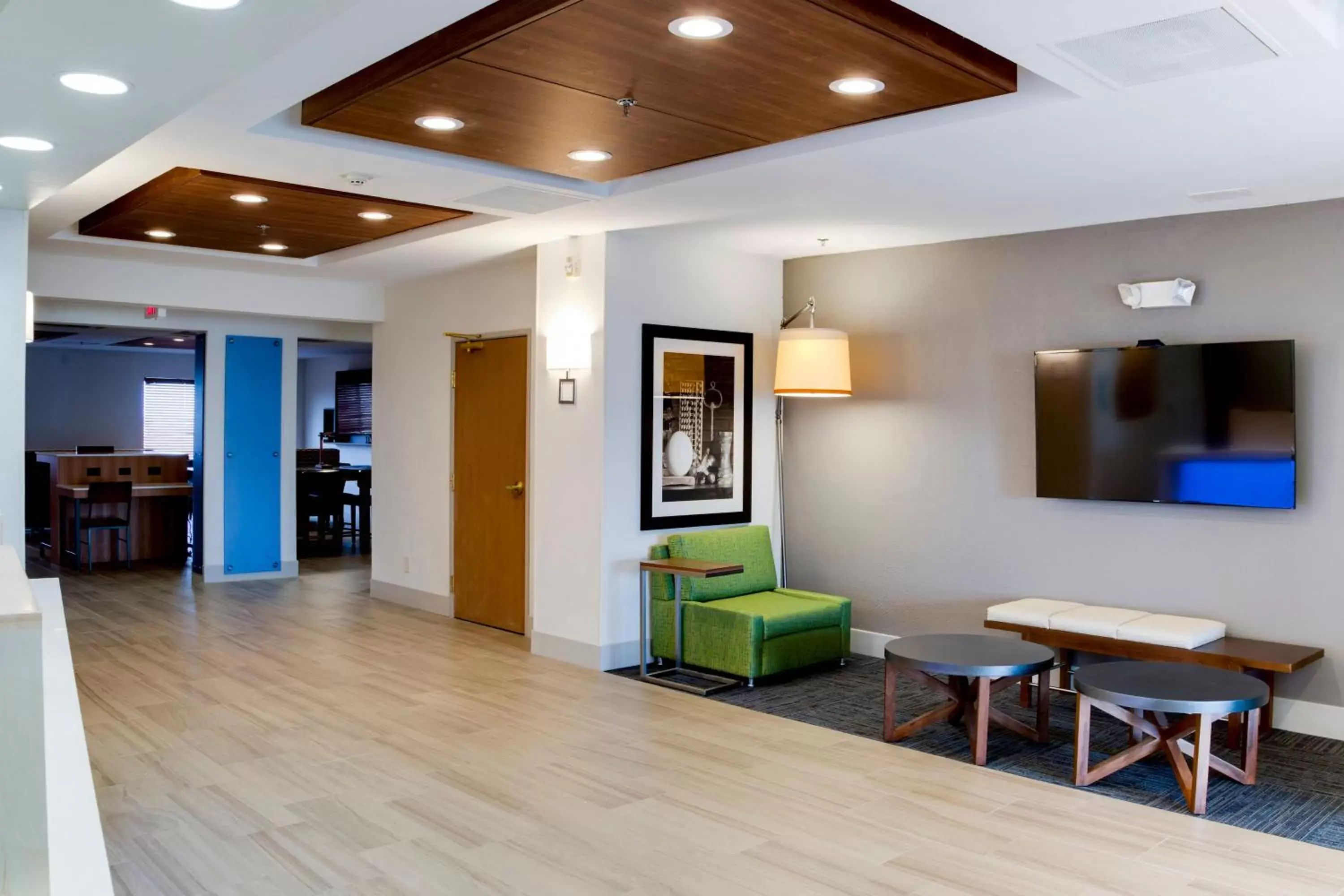 Lobby or reception, Lobby/Reception in Holiday Inn Express & Suites Jacksonville, an IHG Hotel