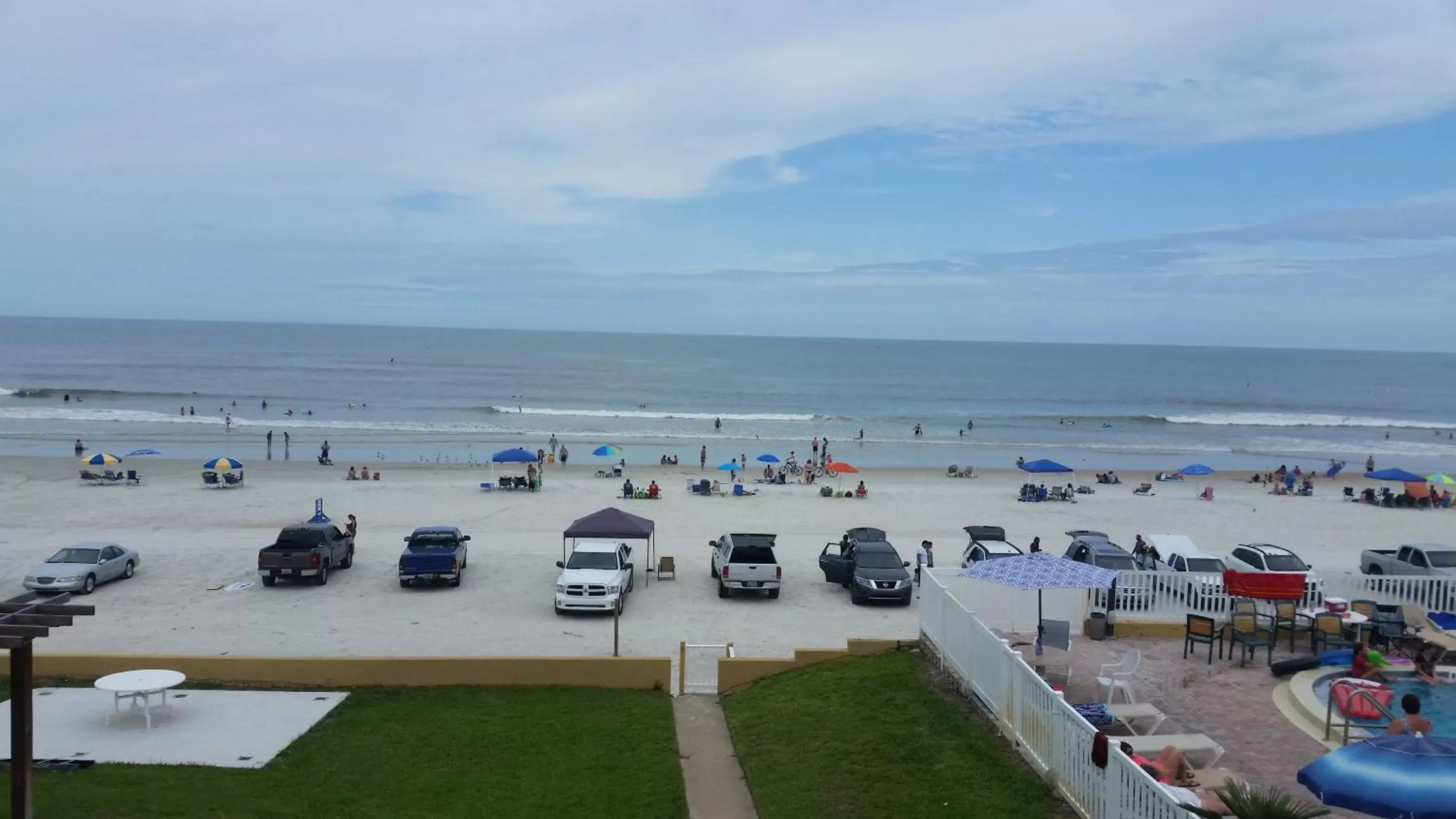 Bird's eye view in Driftwood Beach Motel