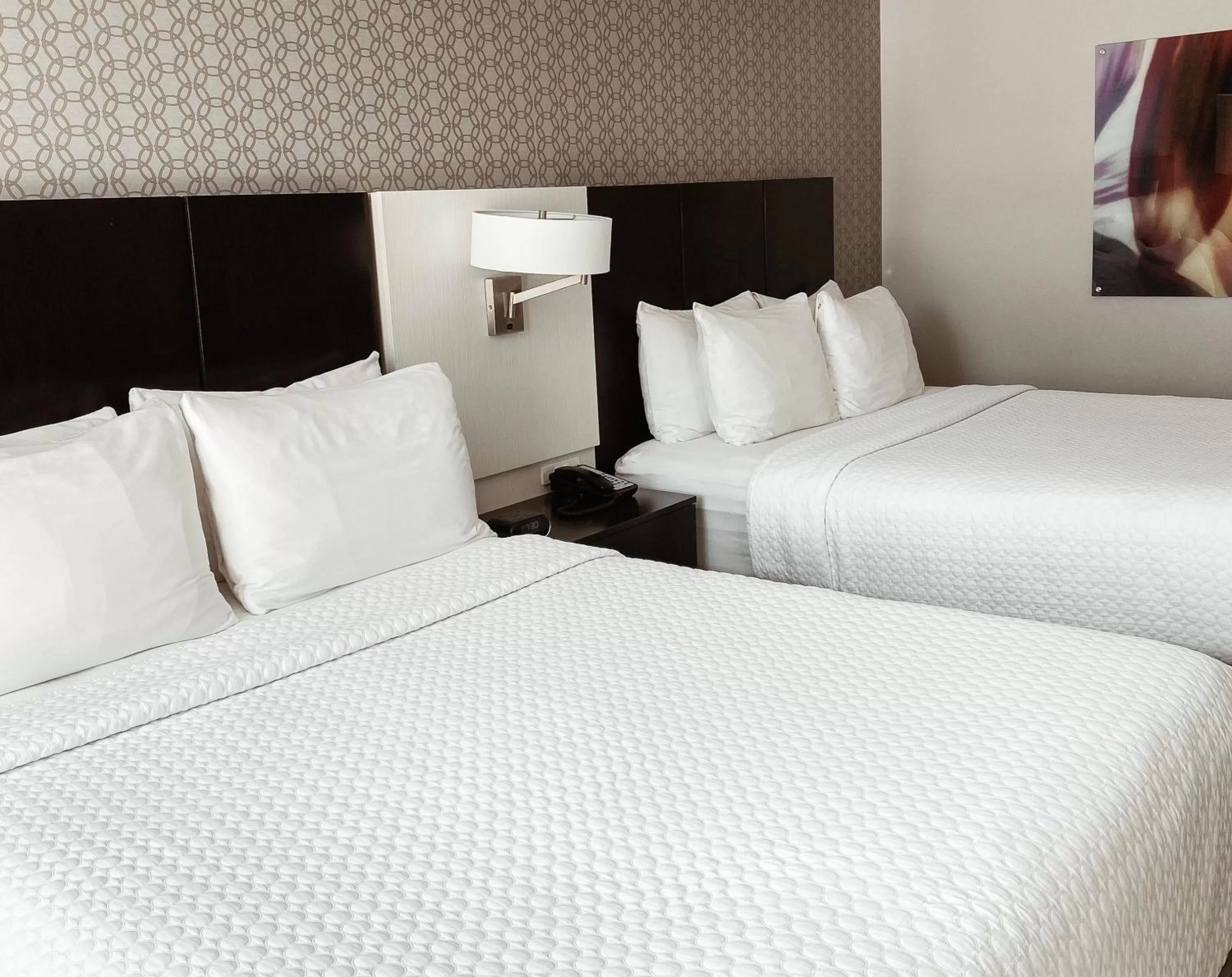 Photo of the whole room, Bed in Crowne Plaza Chicago SW - Burr Ridge by IHG