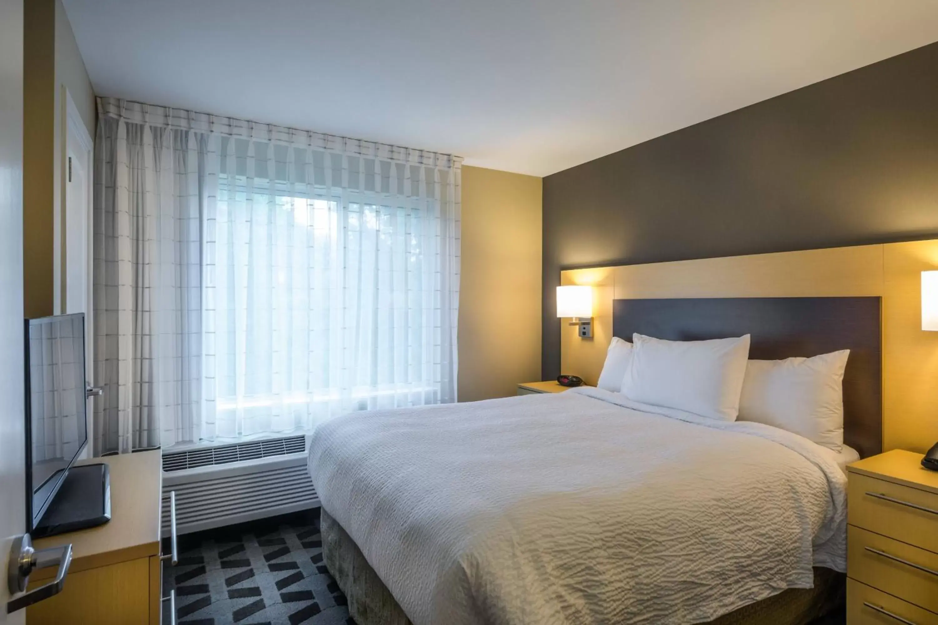 Bedroom, Bed in TownePlace Suites by Marriott Goldsboro