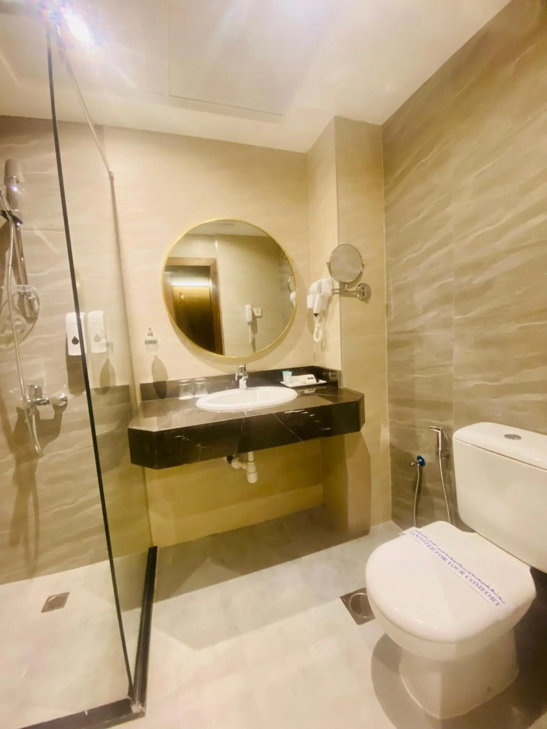 Bathroom in Golden Tulip Deira Hotel
