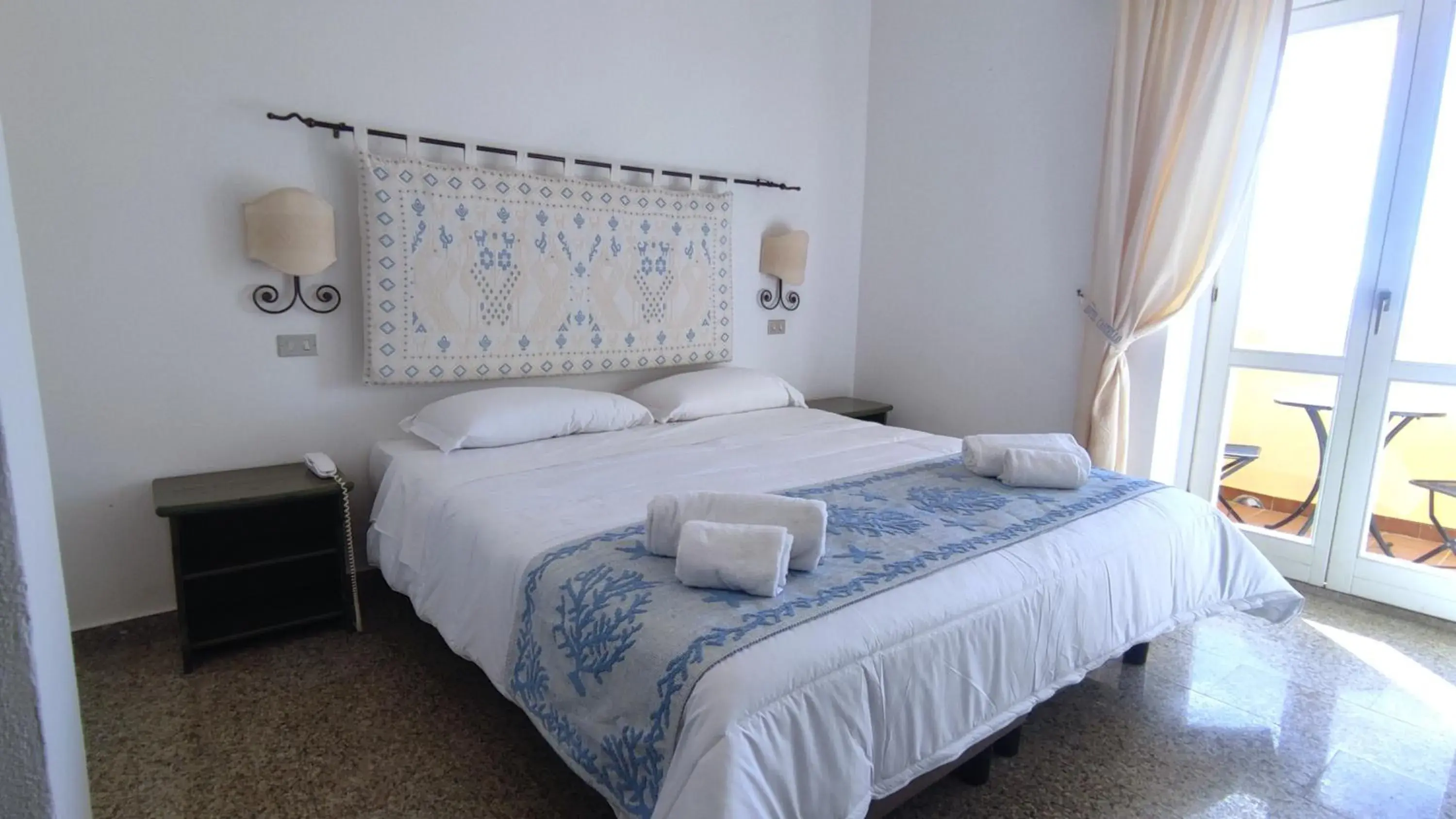 Photo of the whole room, Bed in Hotel Castello