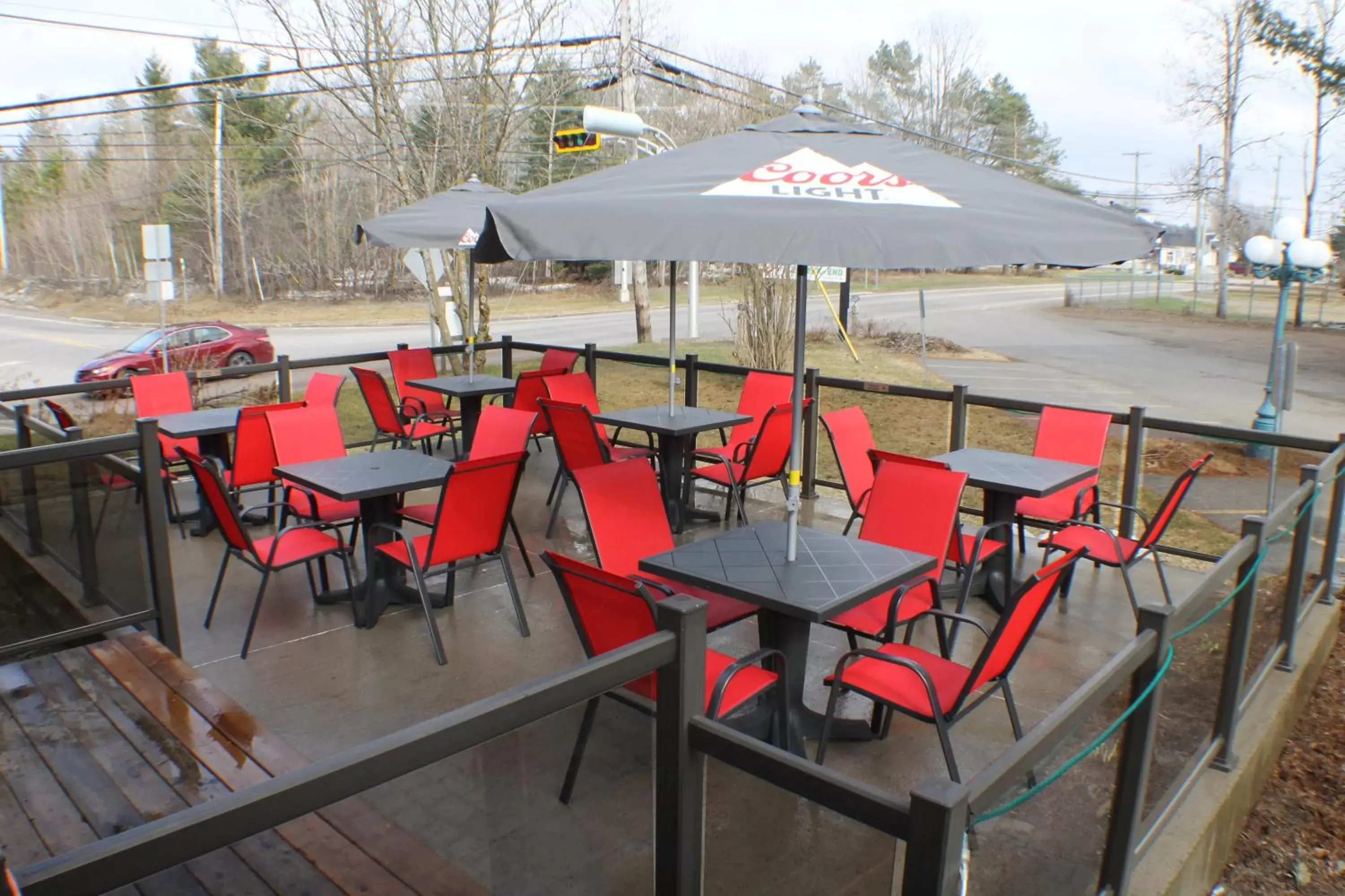 Balcony/Terrace, Restaurant/Places to Eat in Auberge Valcartier