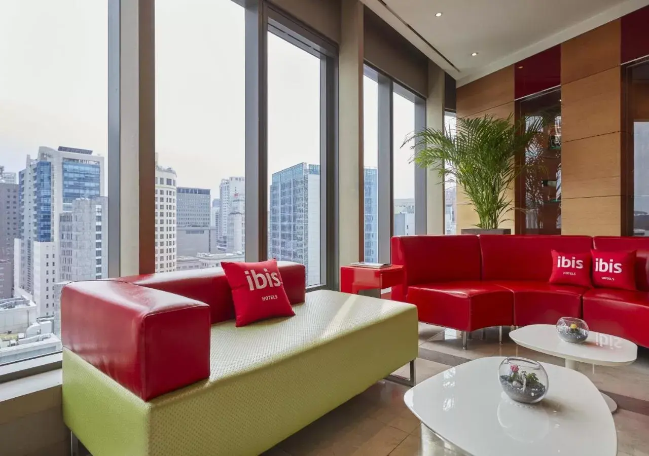 Lobby or reception, Seating Area in Ibis Ambassador Myeongdong