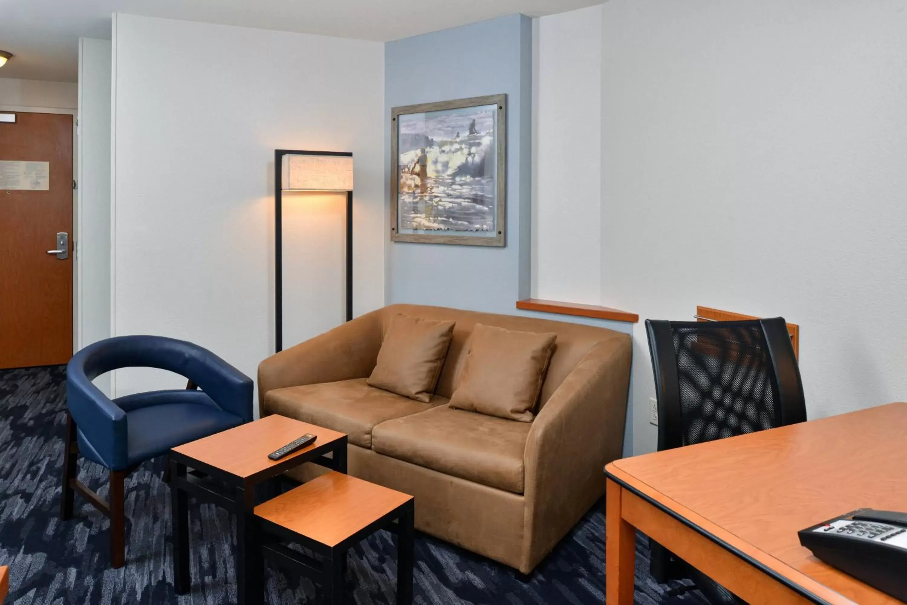 Living room, Seating Area in Fairfield Inn & Suites Santa Cruz - Capitola