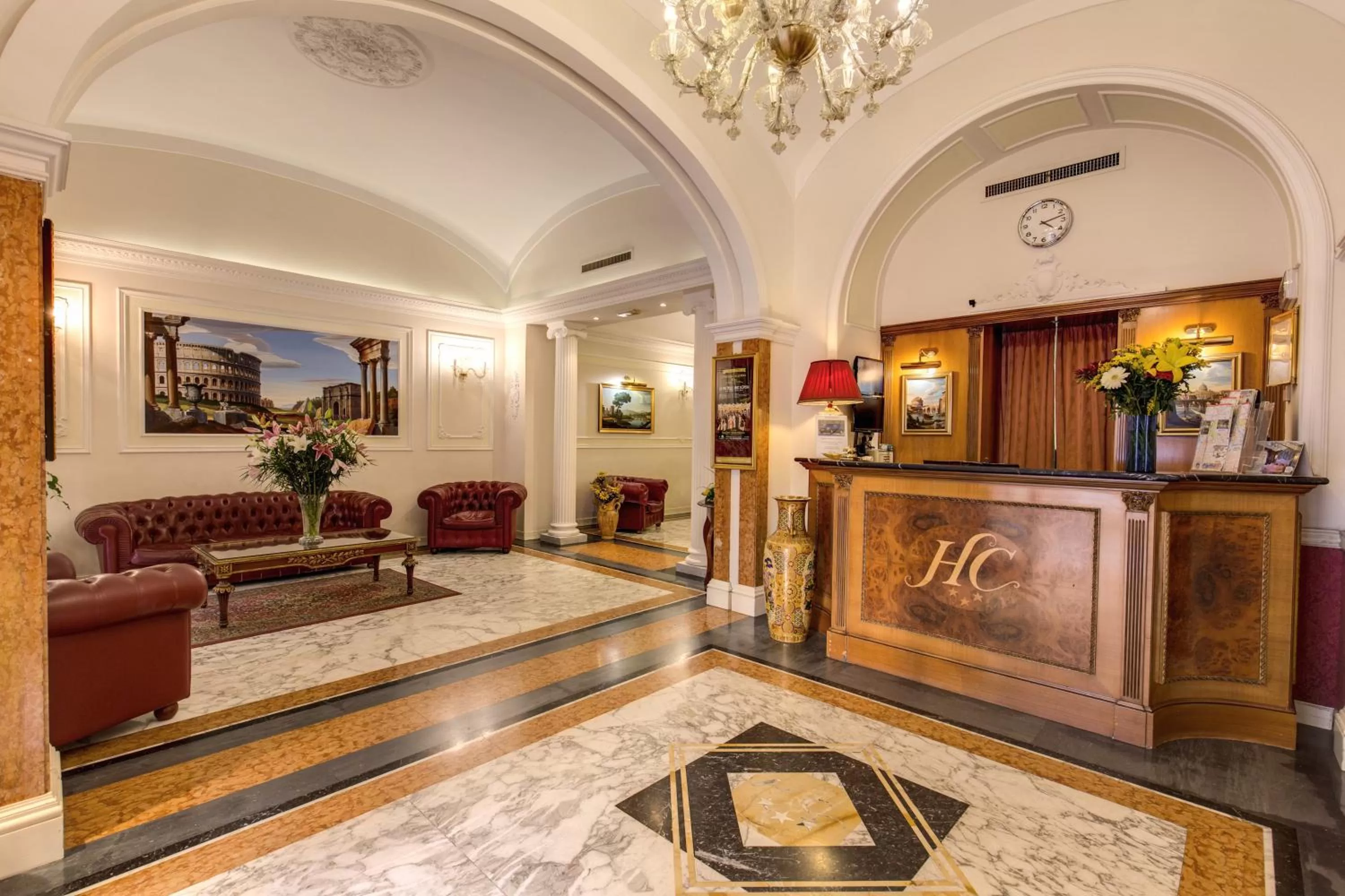 Lobby or reception in Hotel Contilia