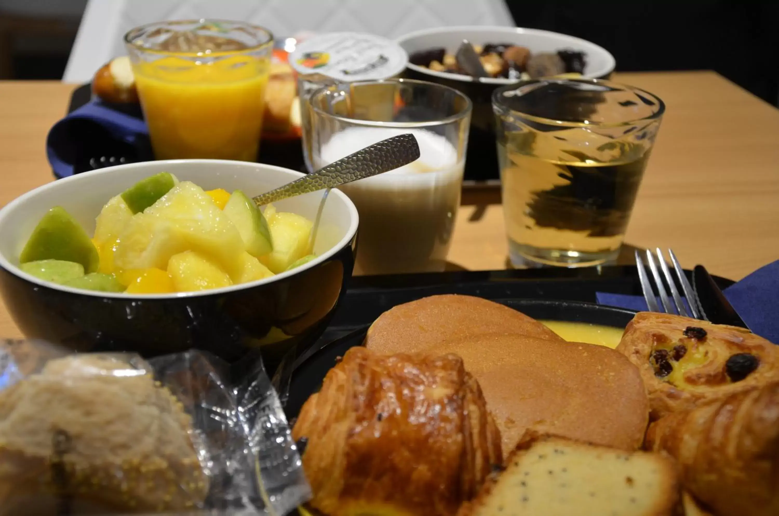 Buffet breakfast, Food in Hôtel ORIGAMI