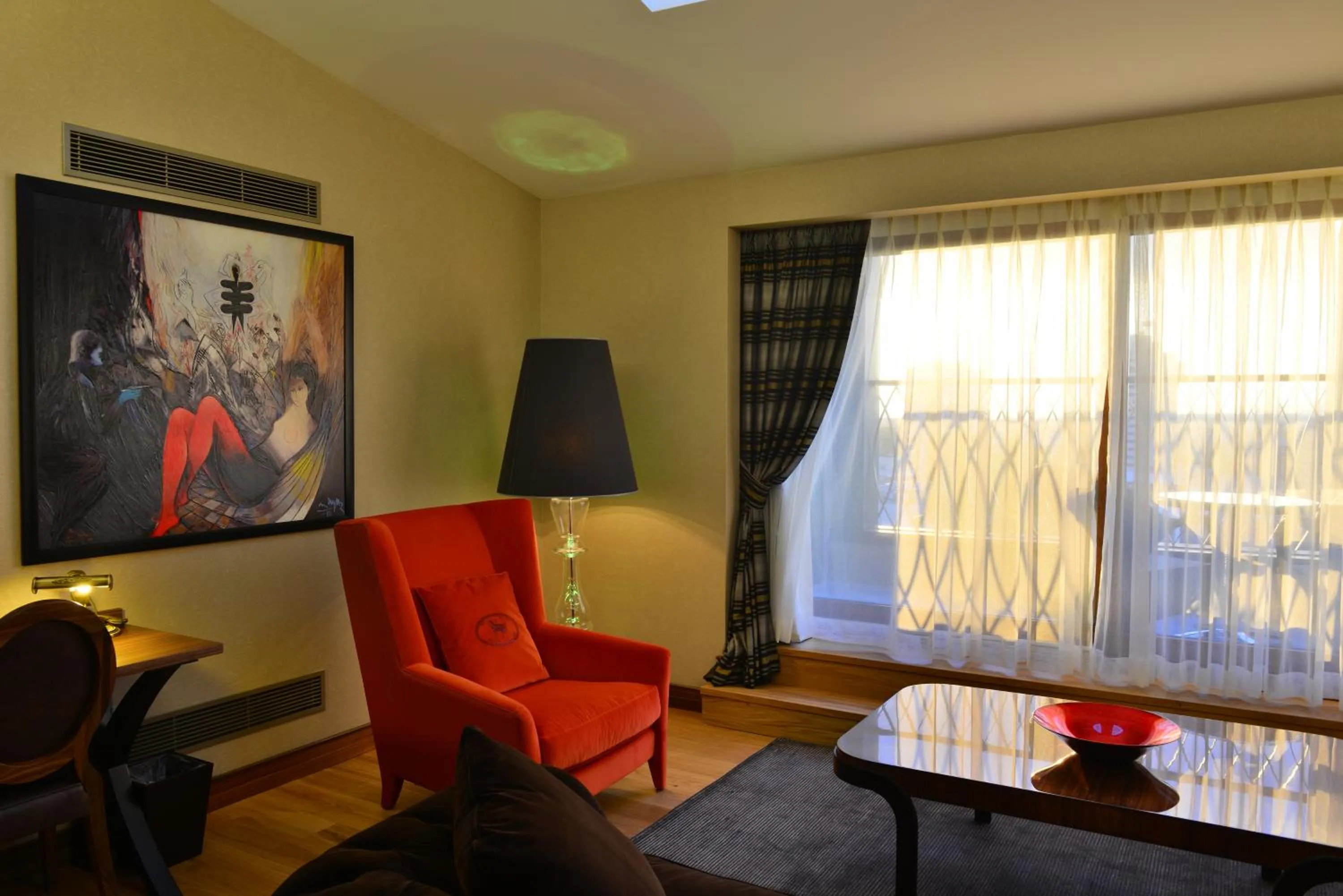 Seating area in Warwick Ankara