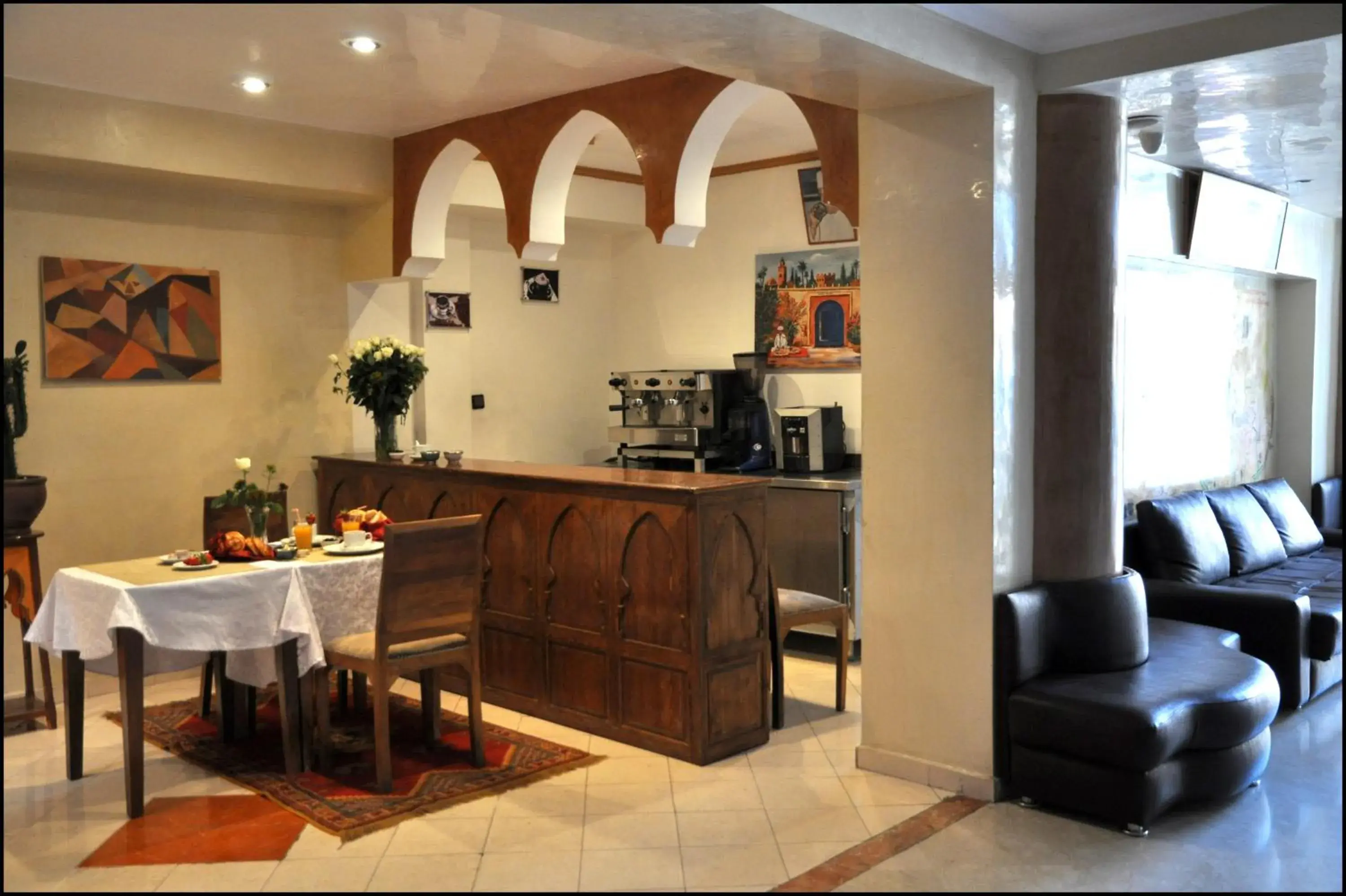 Coffee/tea facilities in Hotel Mont Gueliz