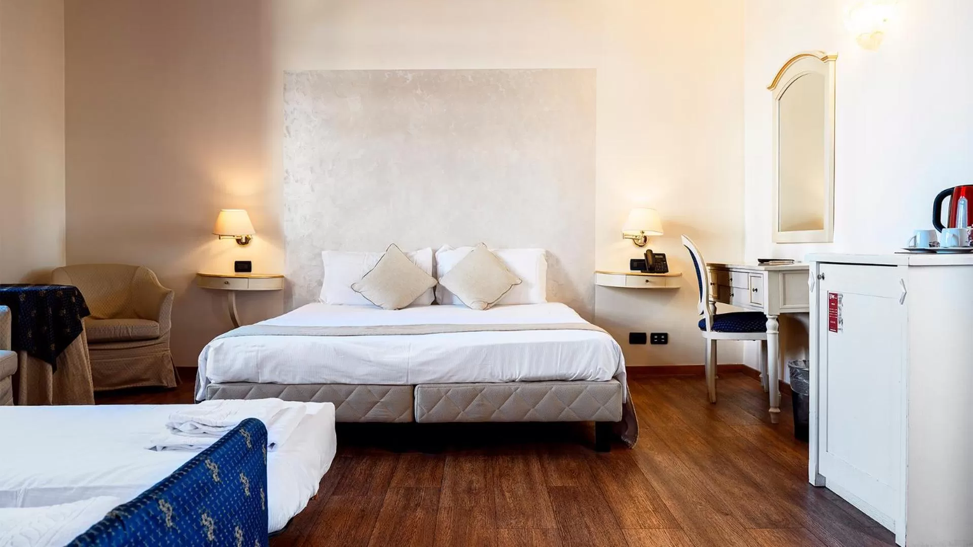 Photo of the whole room, Bed in Cà Doge