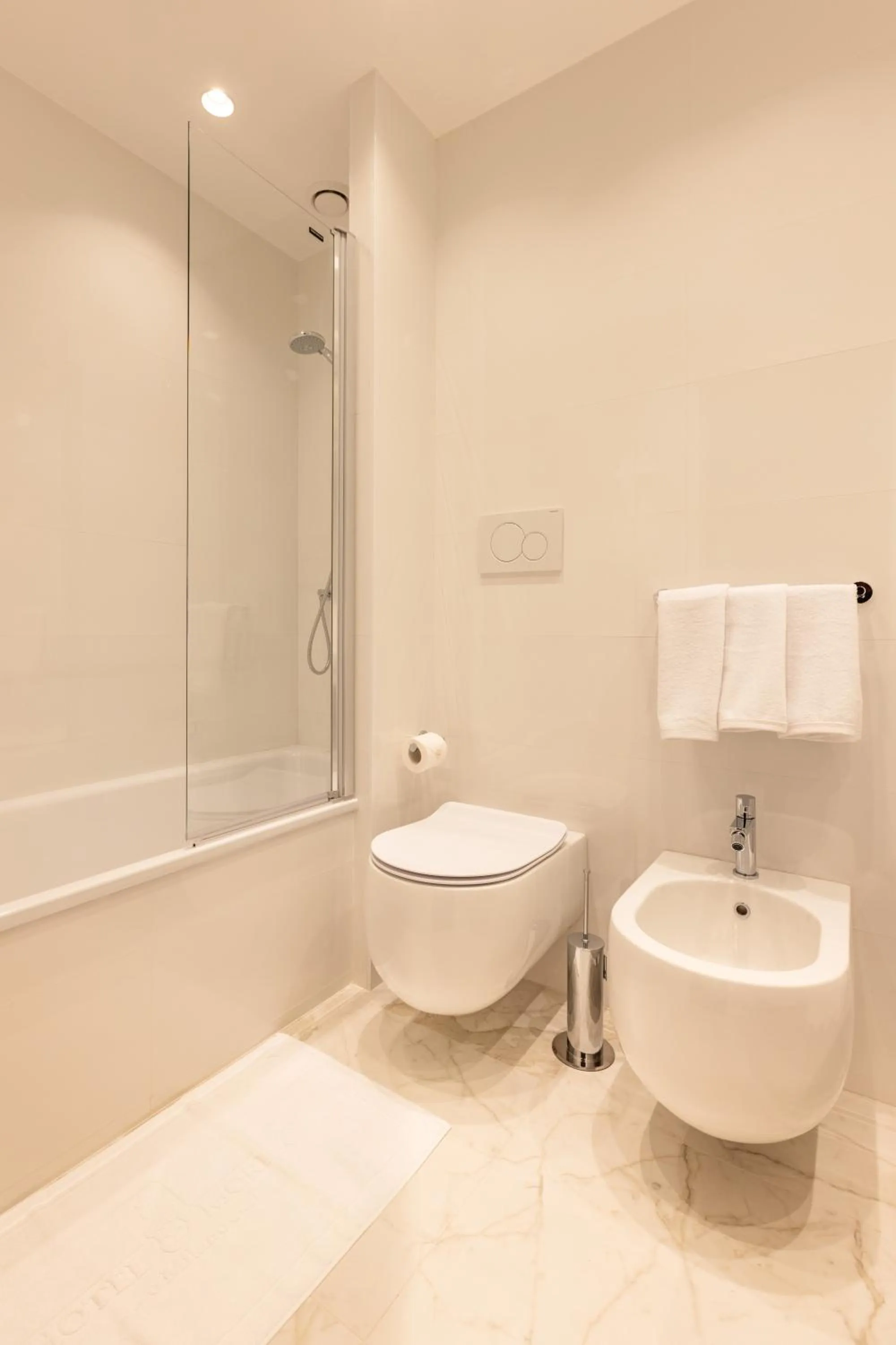 Bathroom in Hotel Morfeo