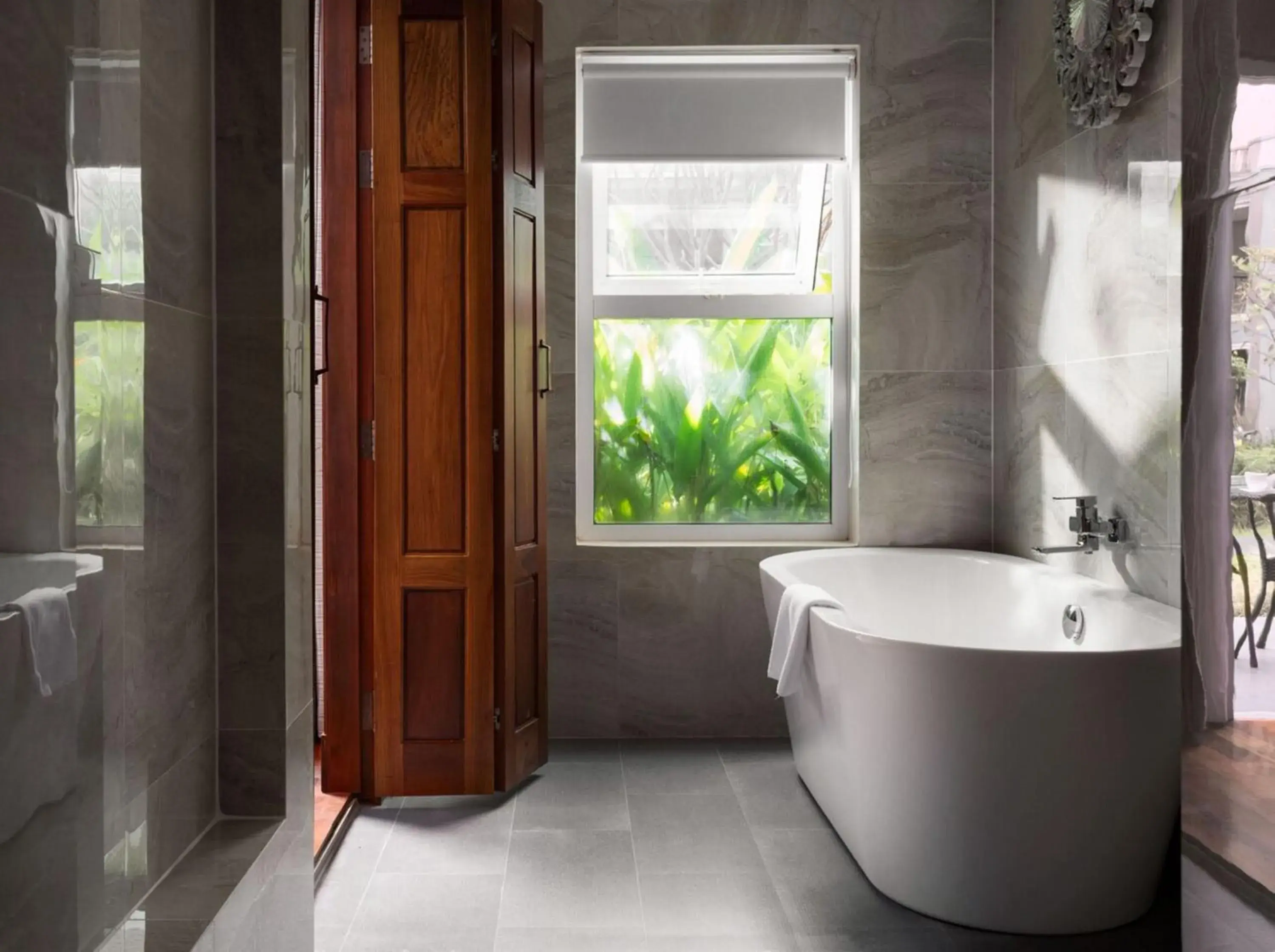 Bathroom in J7 Angkor Hotel Bathroom in J7 Angkor Hotel